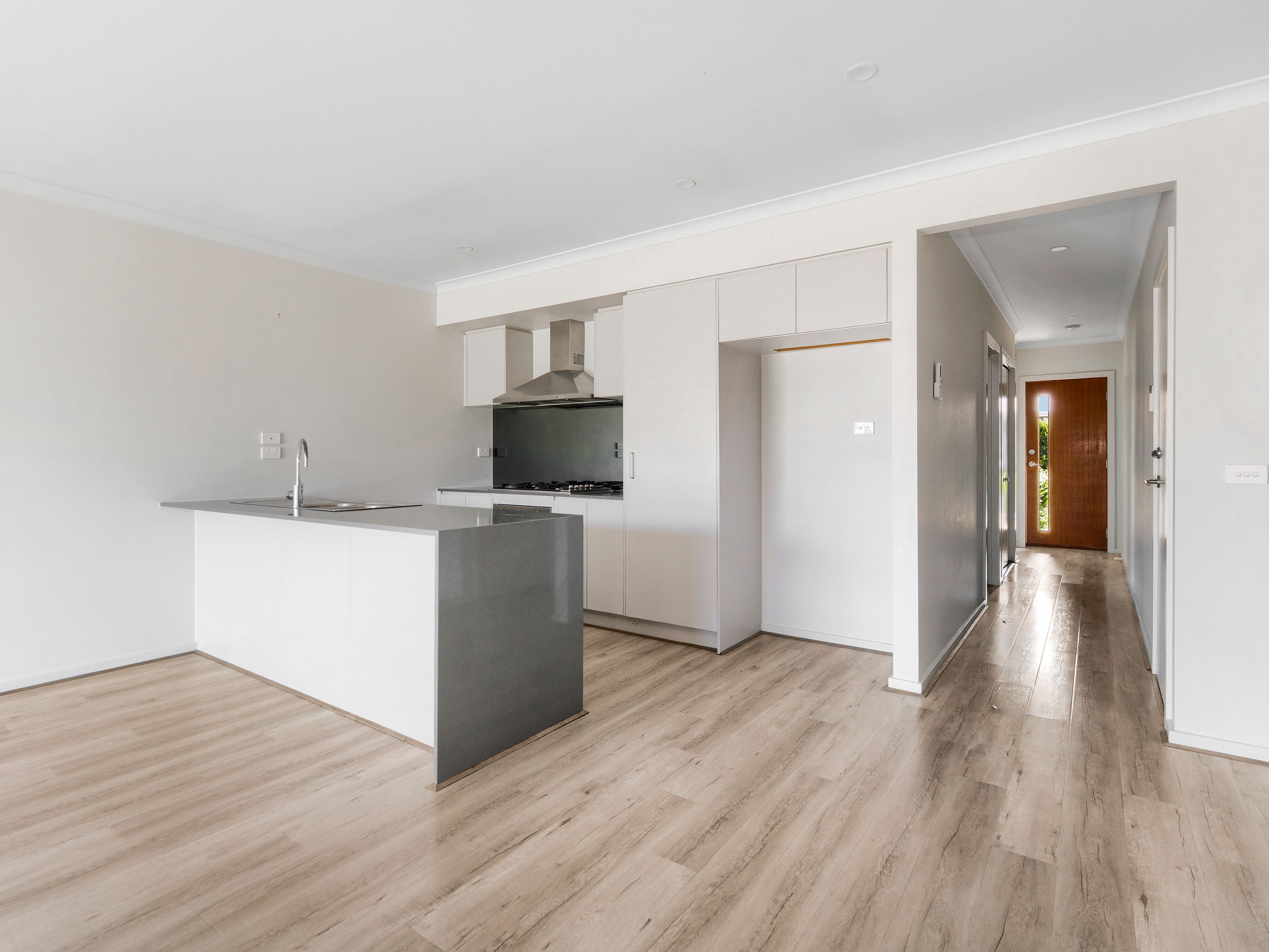 28 Bowler Avenue — photo 7 of 20
