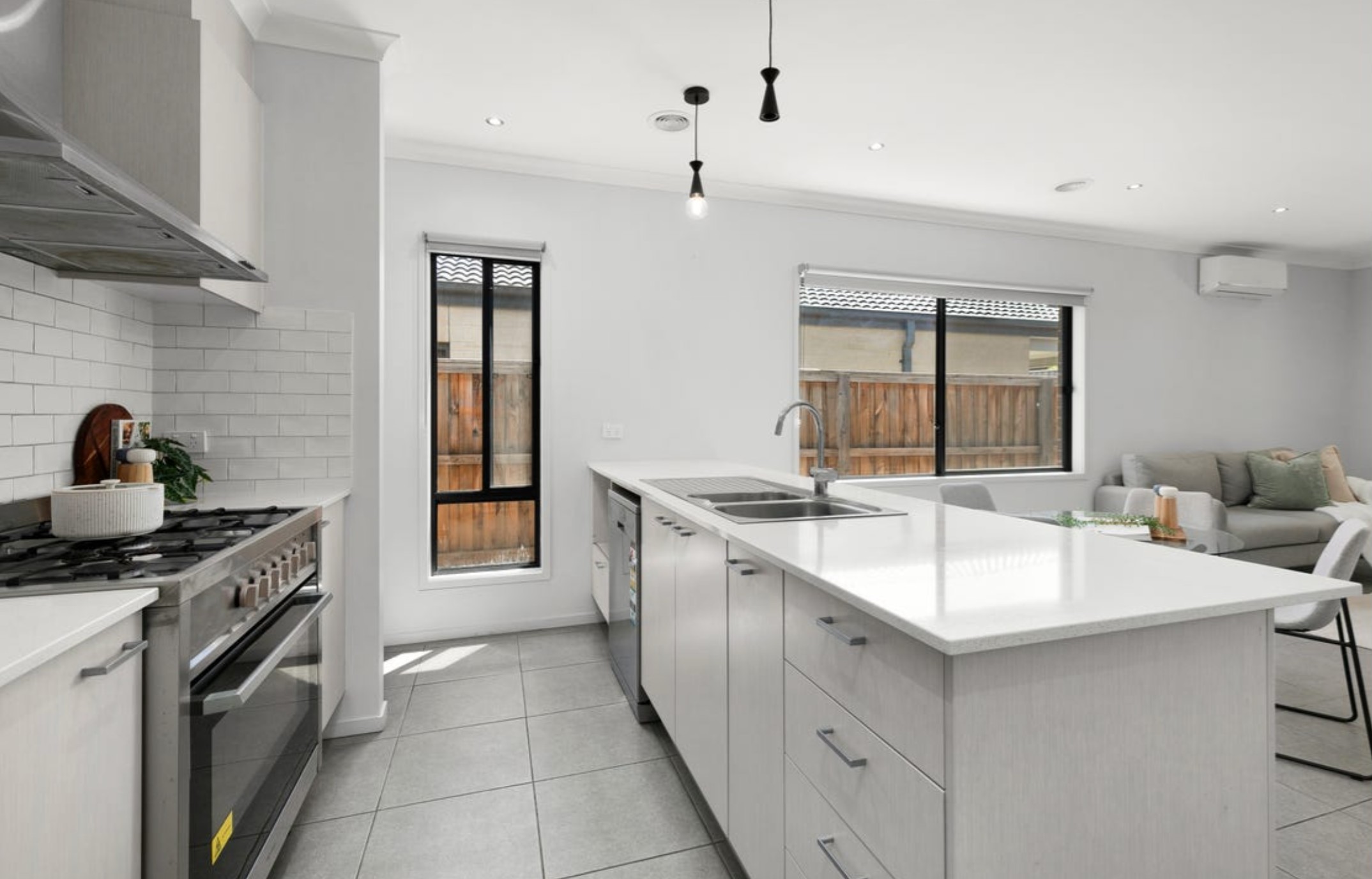 10 Mietta Terrace, Greenvale, VIC 3059