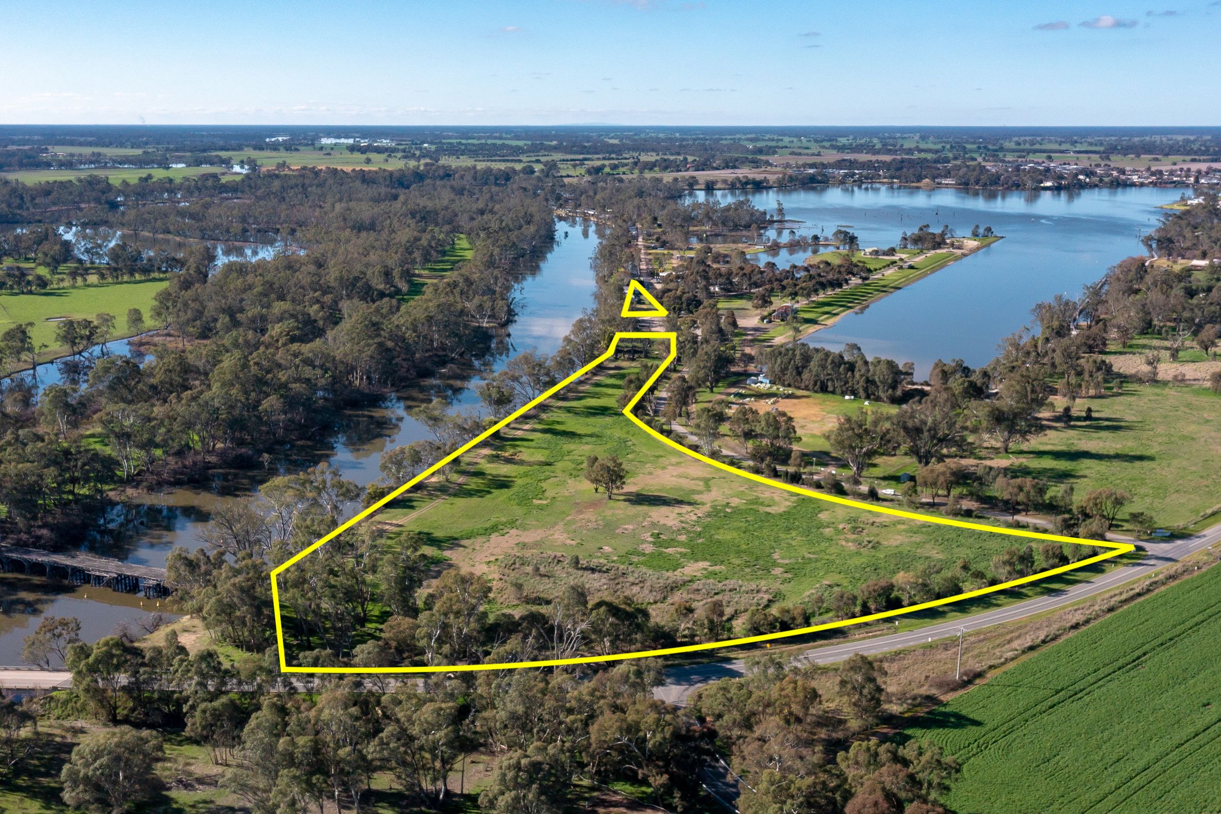 11 Loddings Lane — photo from Ray White Nagambie