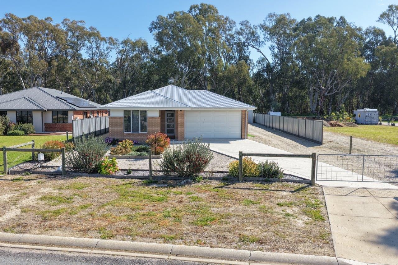 10 Riverview Drive, Barham, NSW 2732
