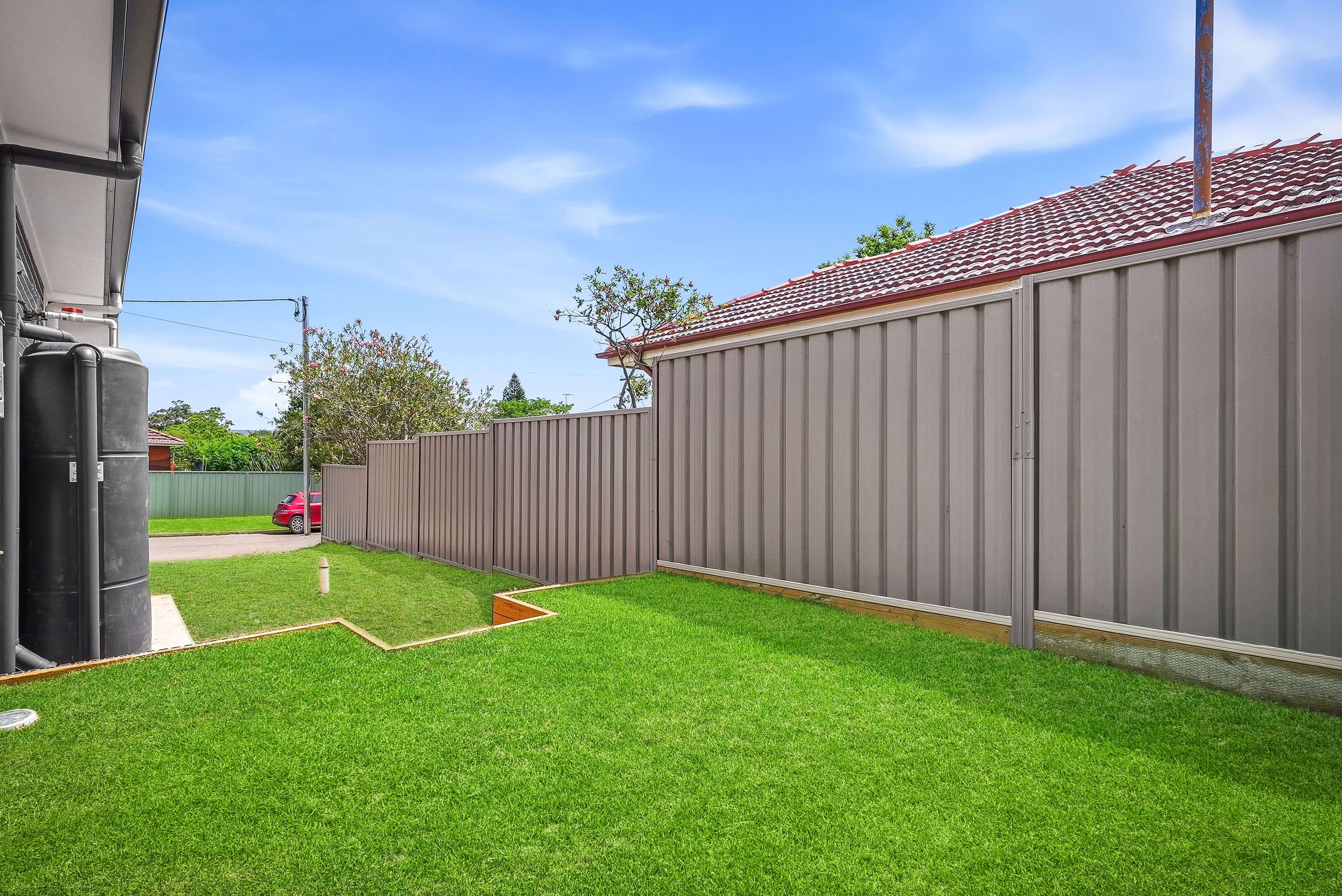1/1 Reddan Avenue — photo 24 of 29
