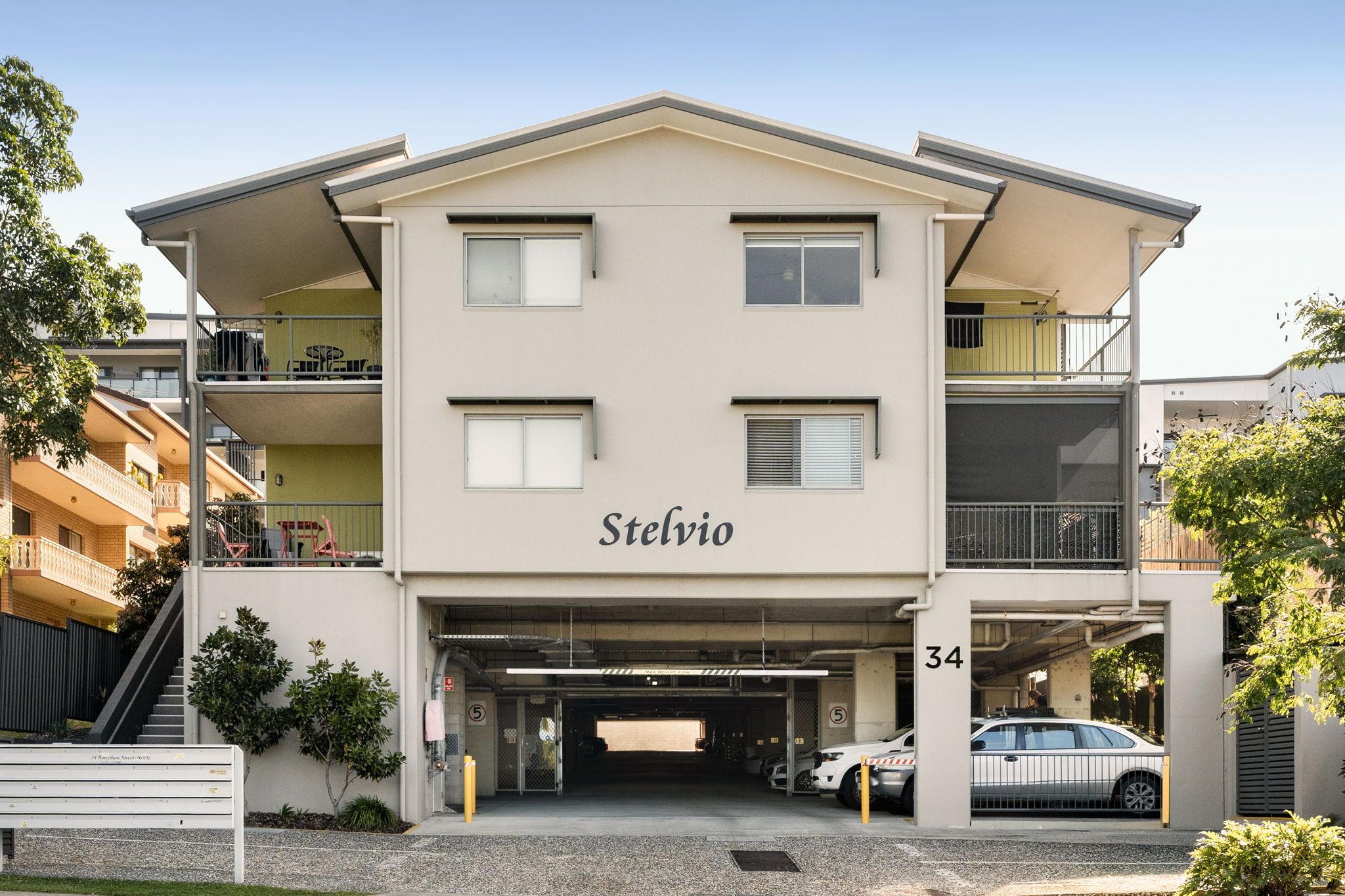 14/34 Bonython Street — photo 3 of 10