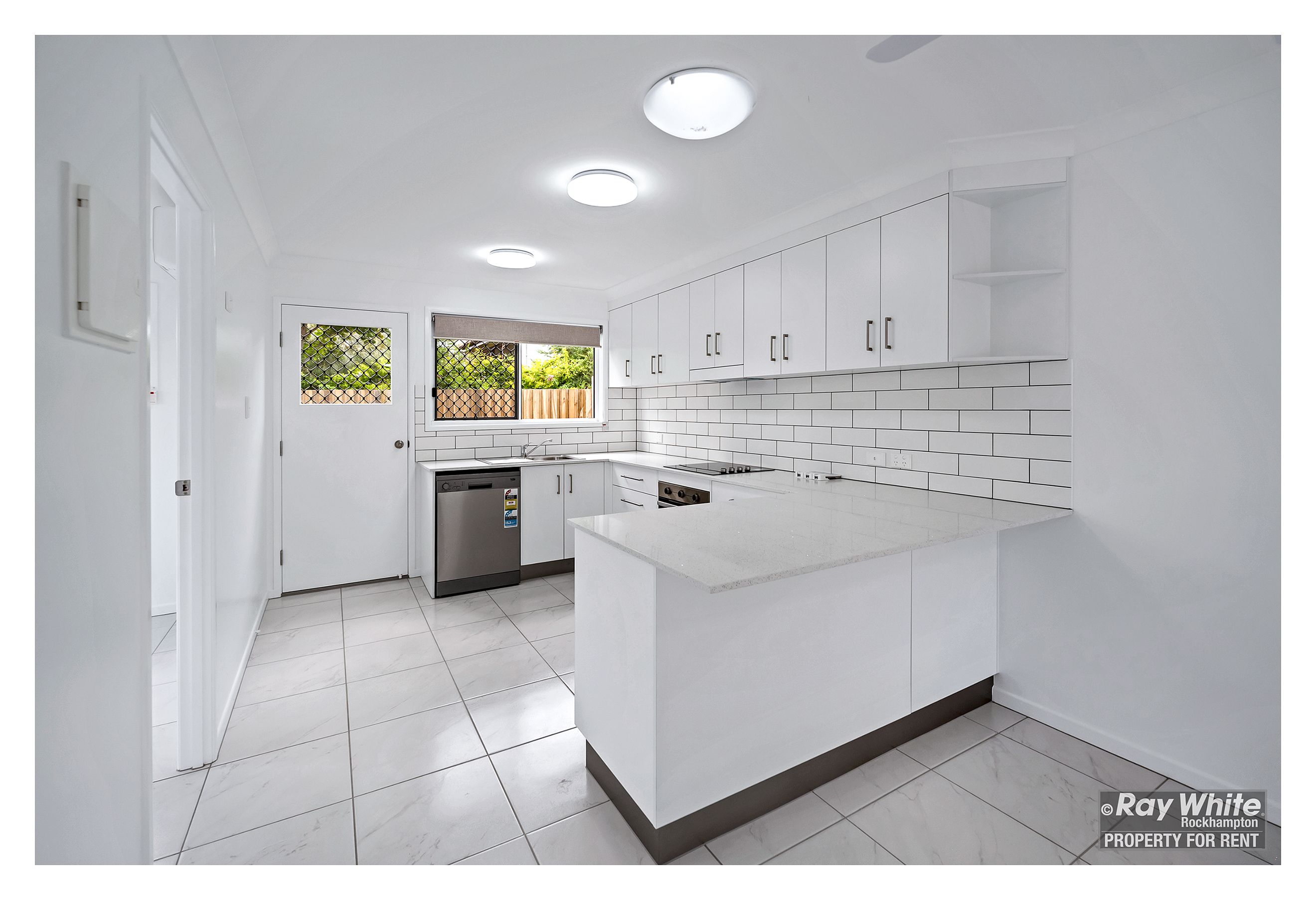 3/99 Whitman Street — photo 4 of 11