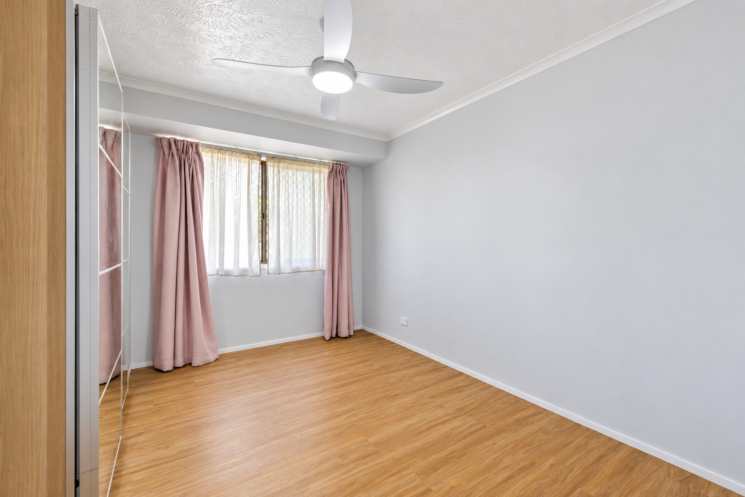 17 Feldspar Street — photo 6 of 16