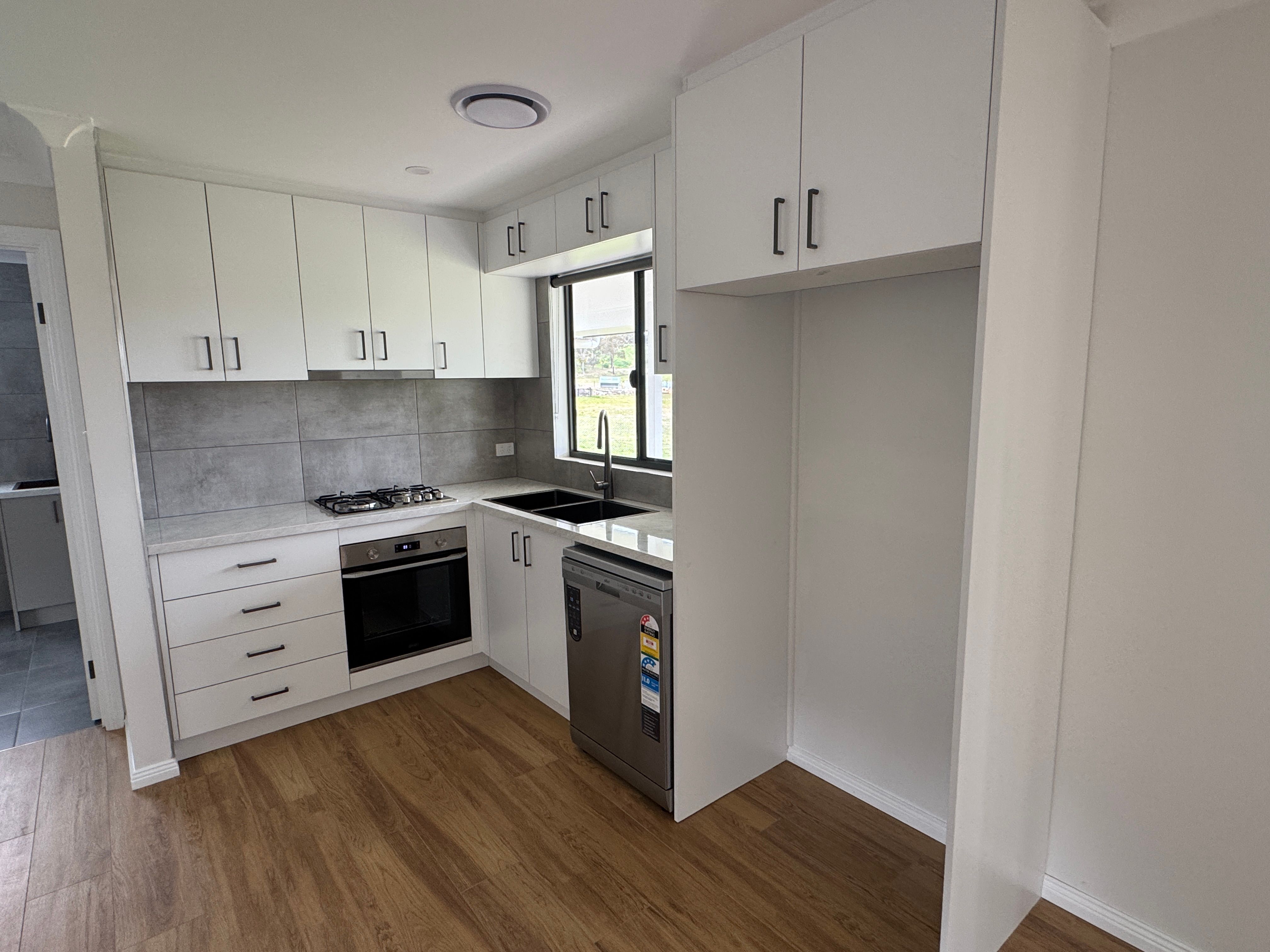 1853 Burley Griffin Way — photo 4 of 14