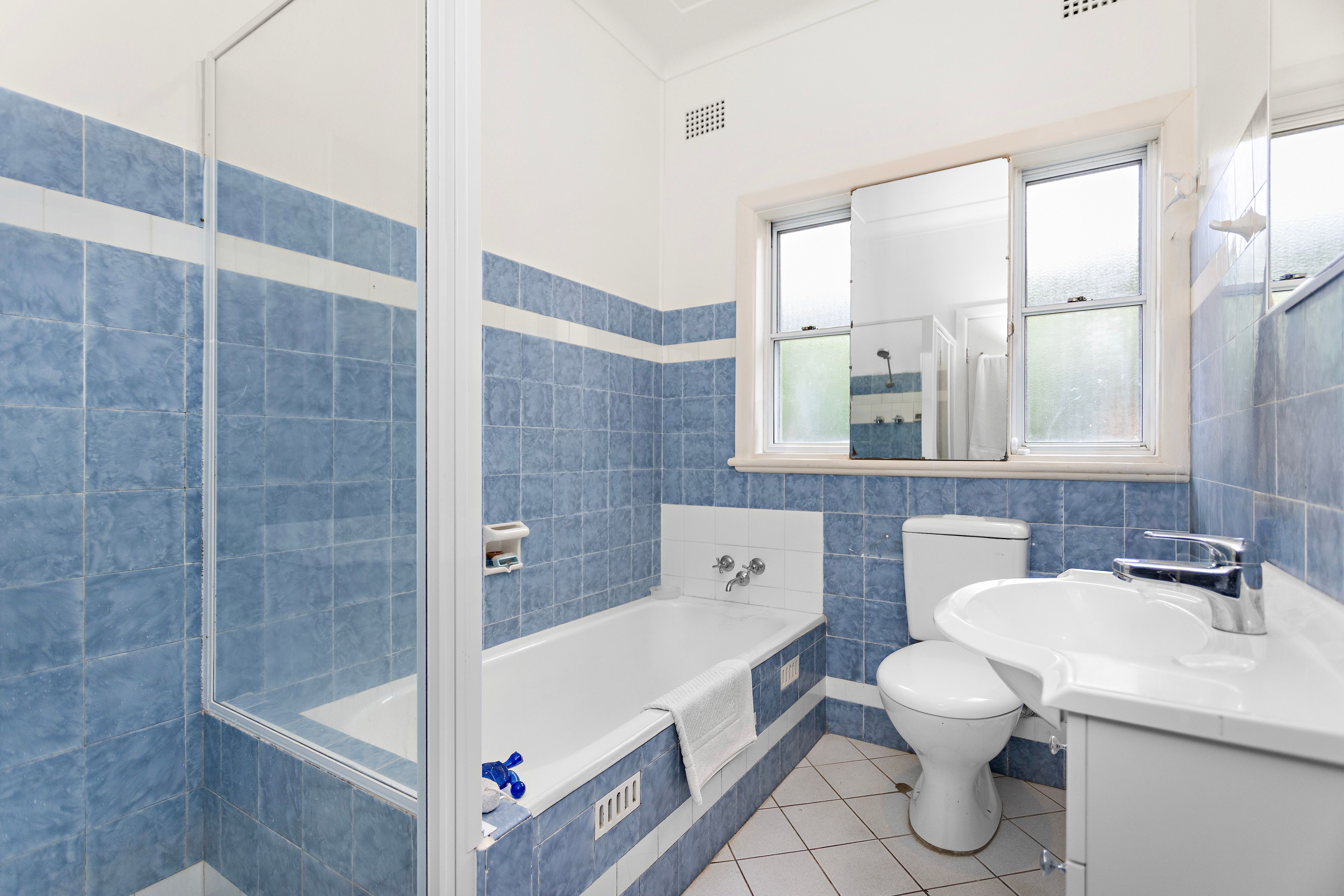 16 Chapman Street — photo 7 of 11