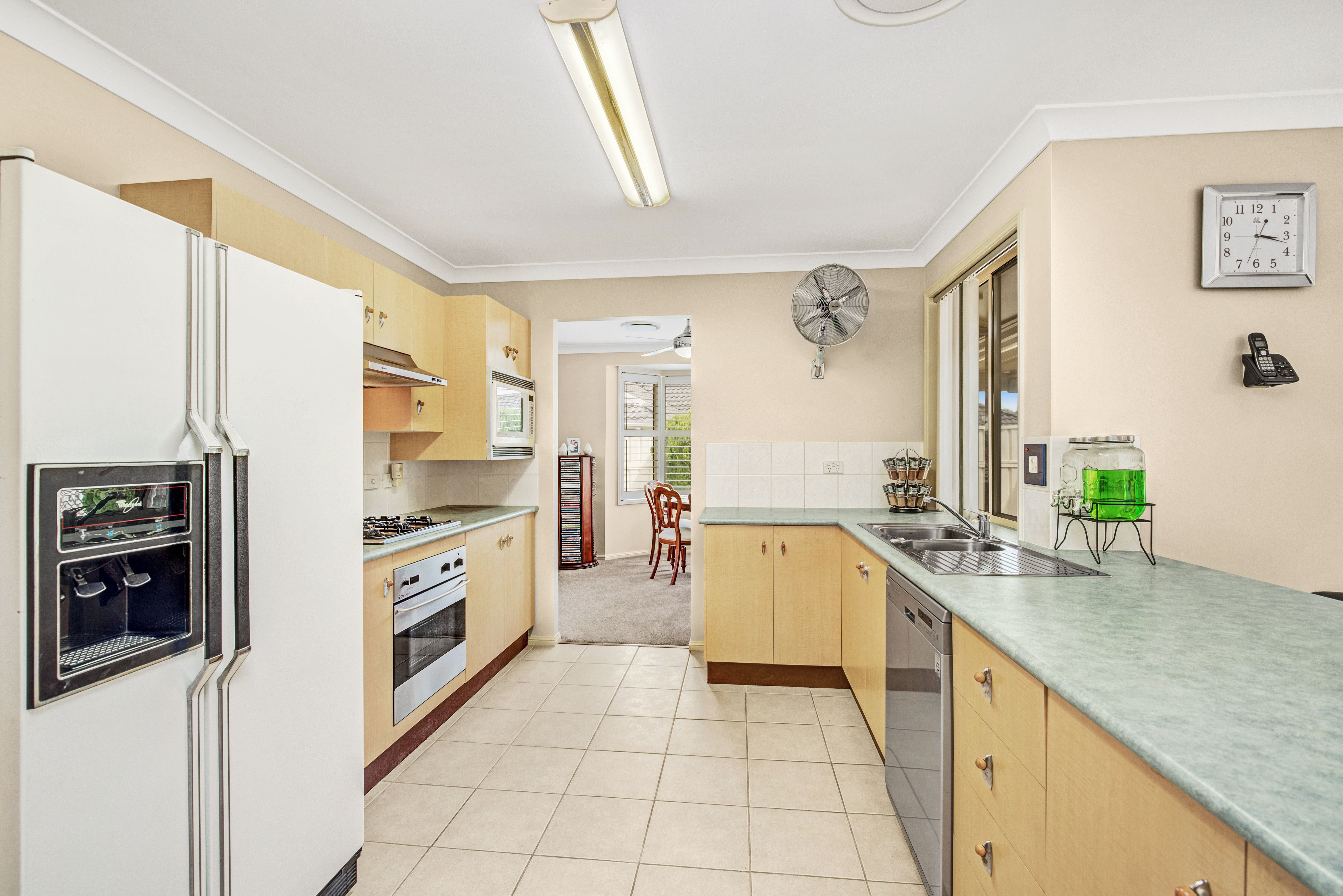 10 Featherwood Place, Thornton, NSW 2322