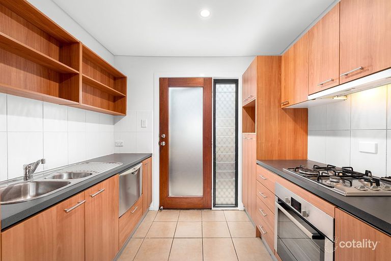 2/3 Delungra Street, Toowong, QLD 4066