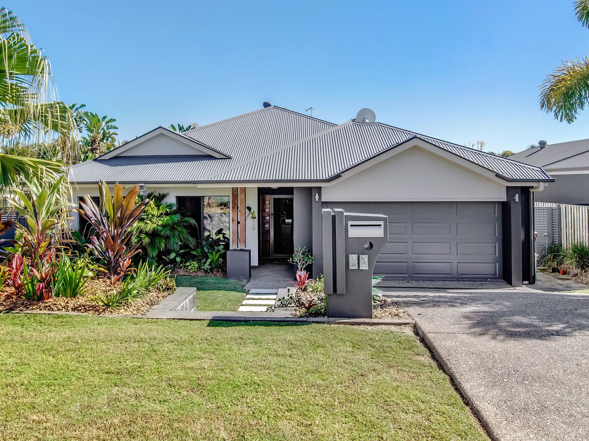 27 Hazelmere Crescent, Ormeau QLD 4208