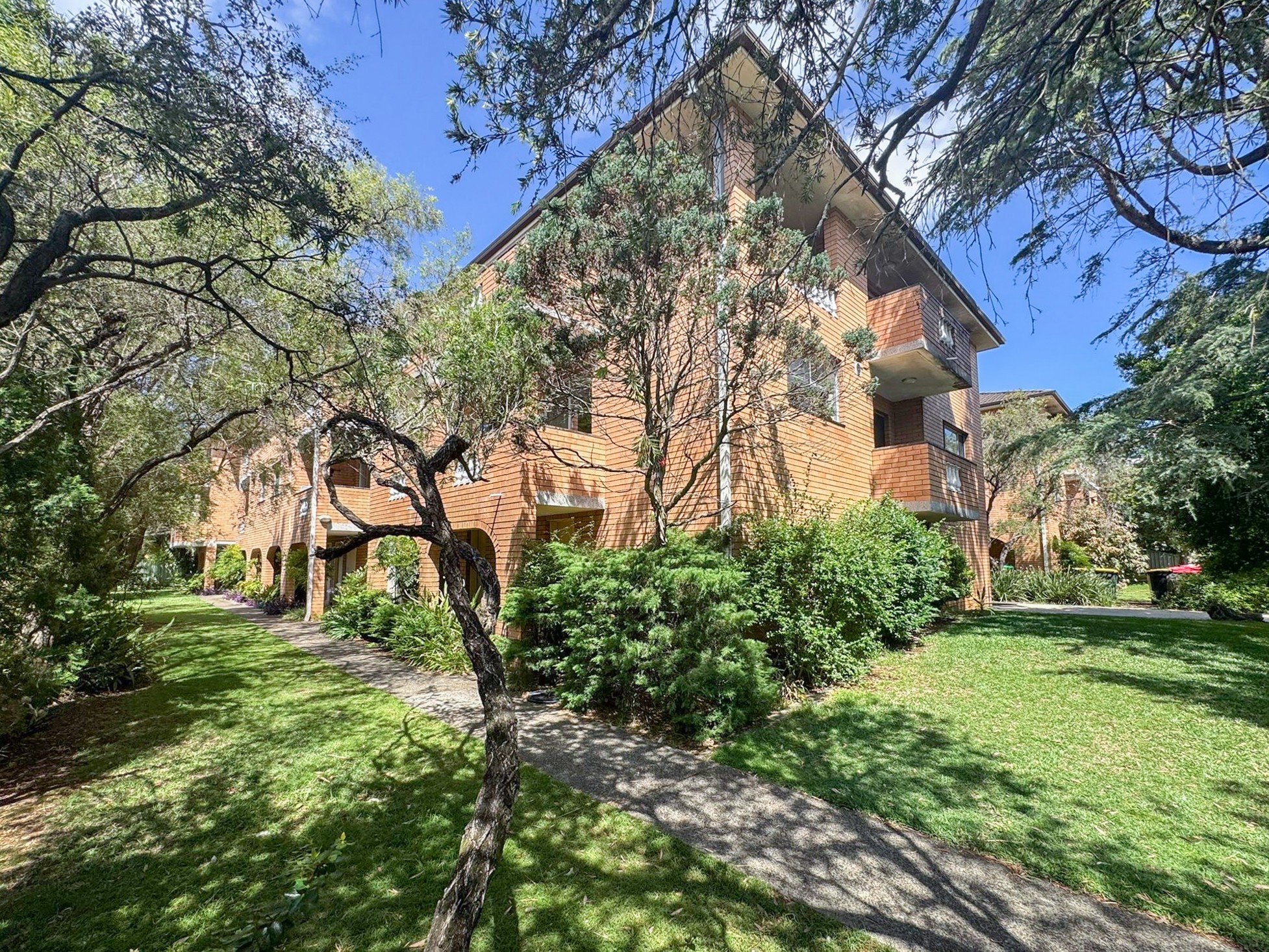 1/21-23 Fifth Avenue, Campsie, NSW 2194