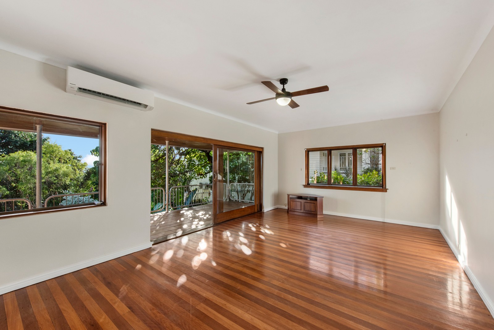 43 Bramston Street, Tarragindi, QLD 4121