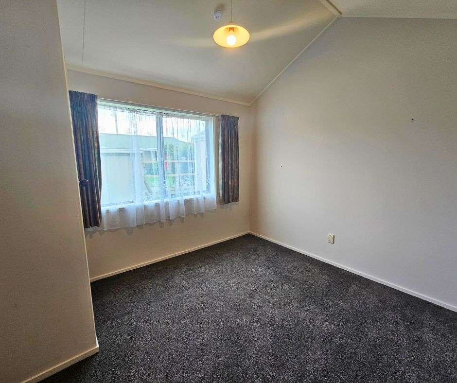 54 High Street photo 9