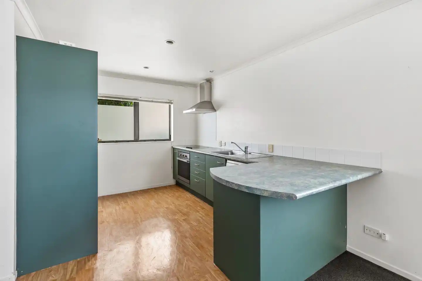 8/17 Harbour View Road, Te Atatu Peninsula, Waitakere City