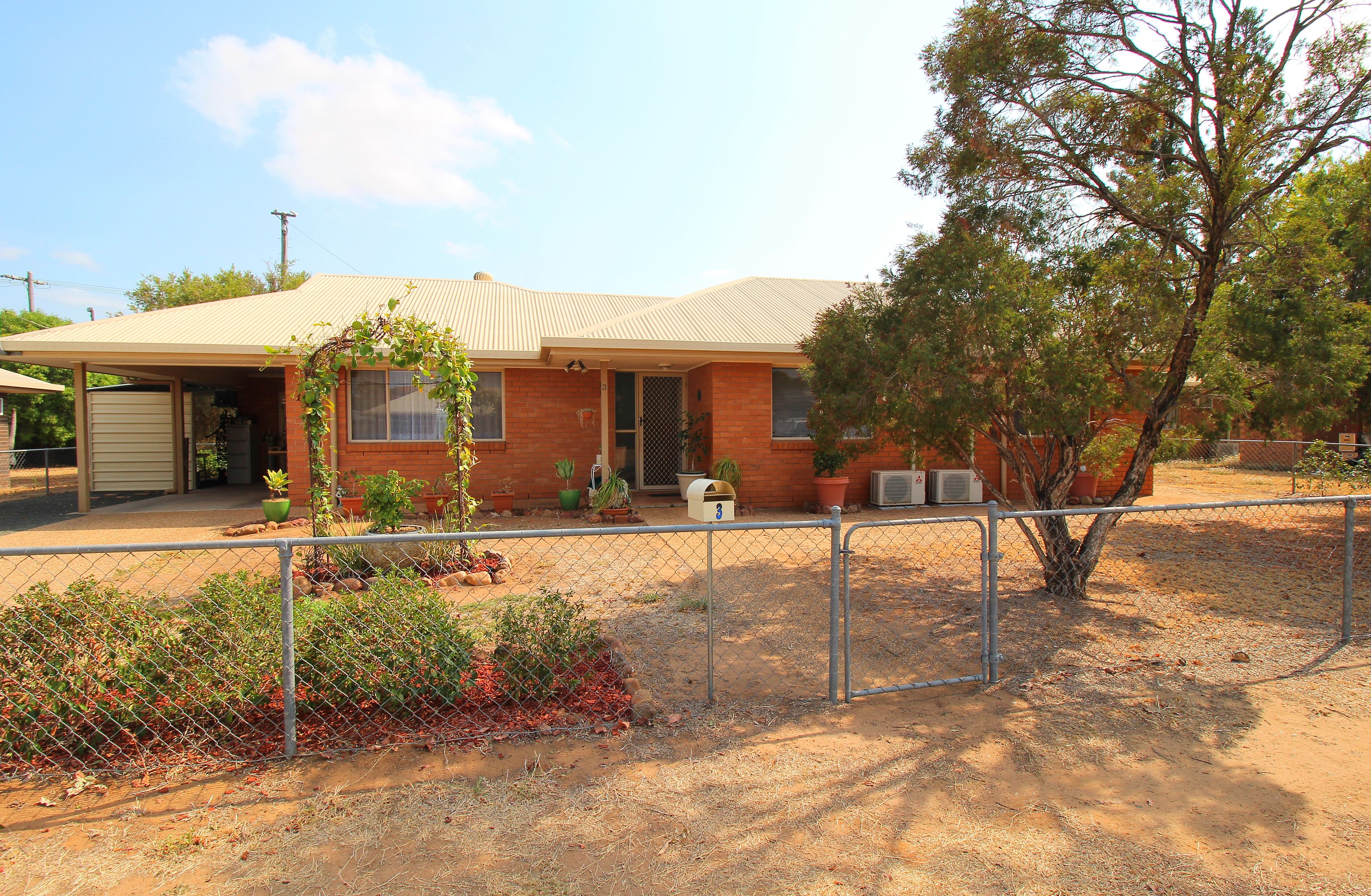 3 Frank Bell Street, Emerald QLD 4720
