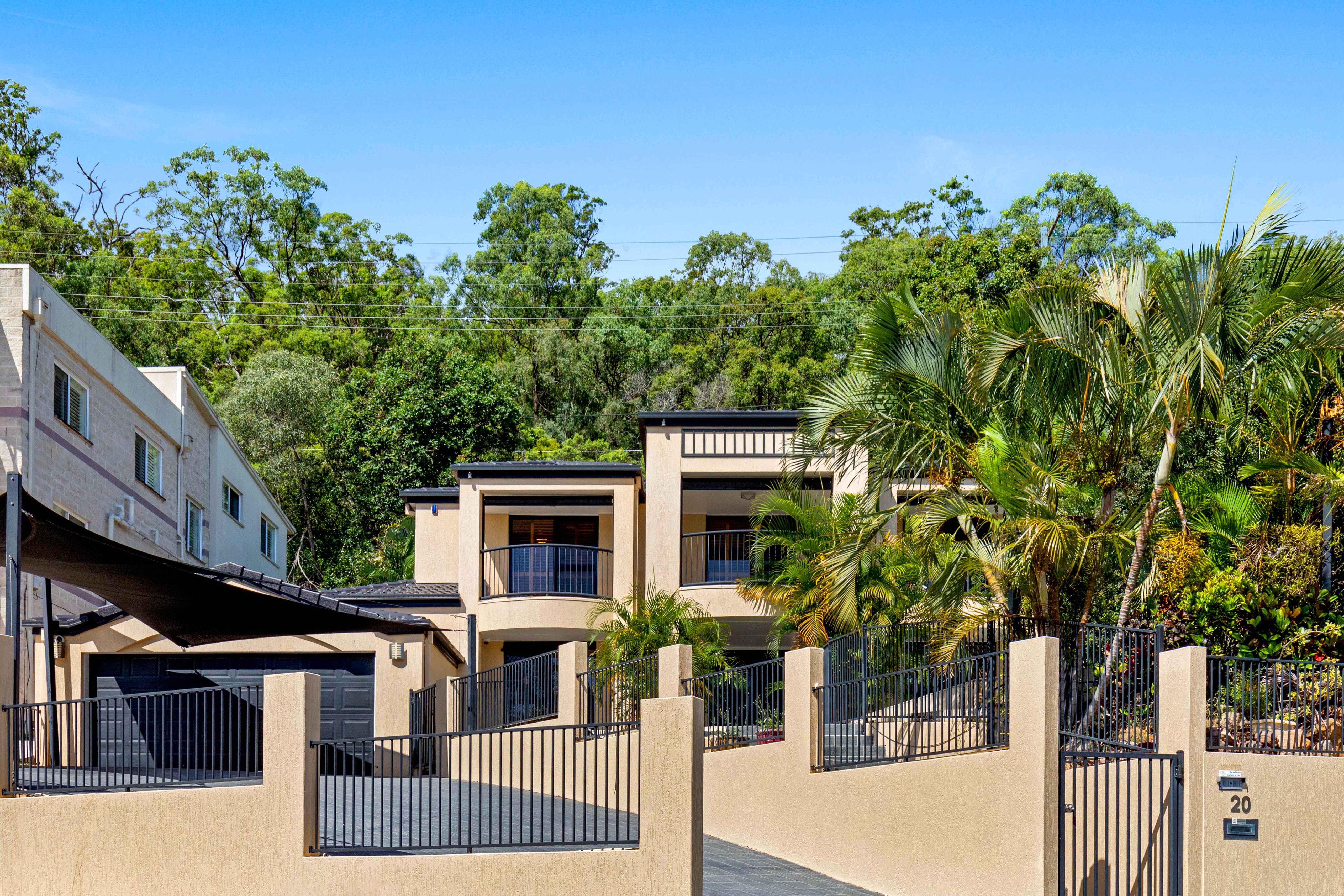 20 Gon Chee Court, Carindale QLD 4152