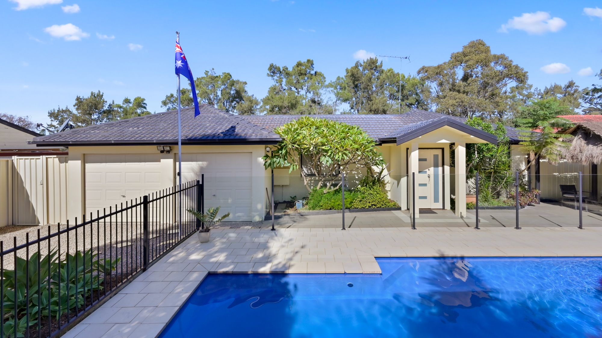 33 Woodcourt Street, Ambarvale, NSW 2560