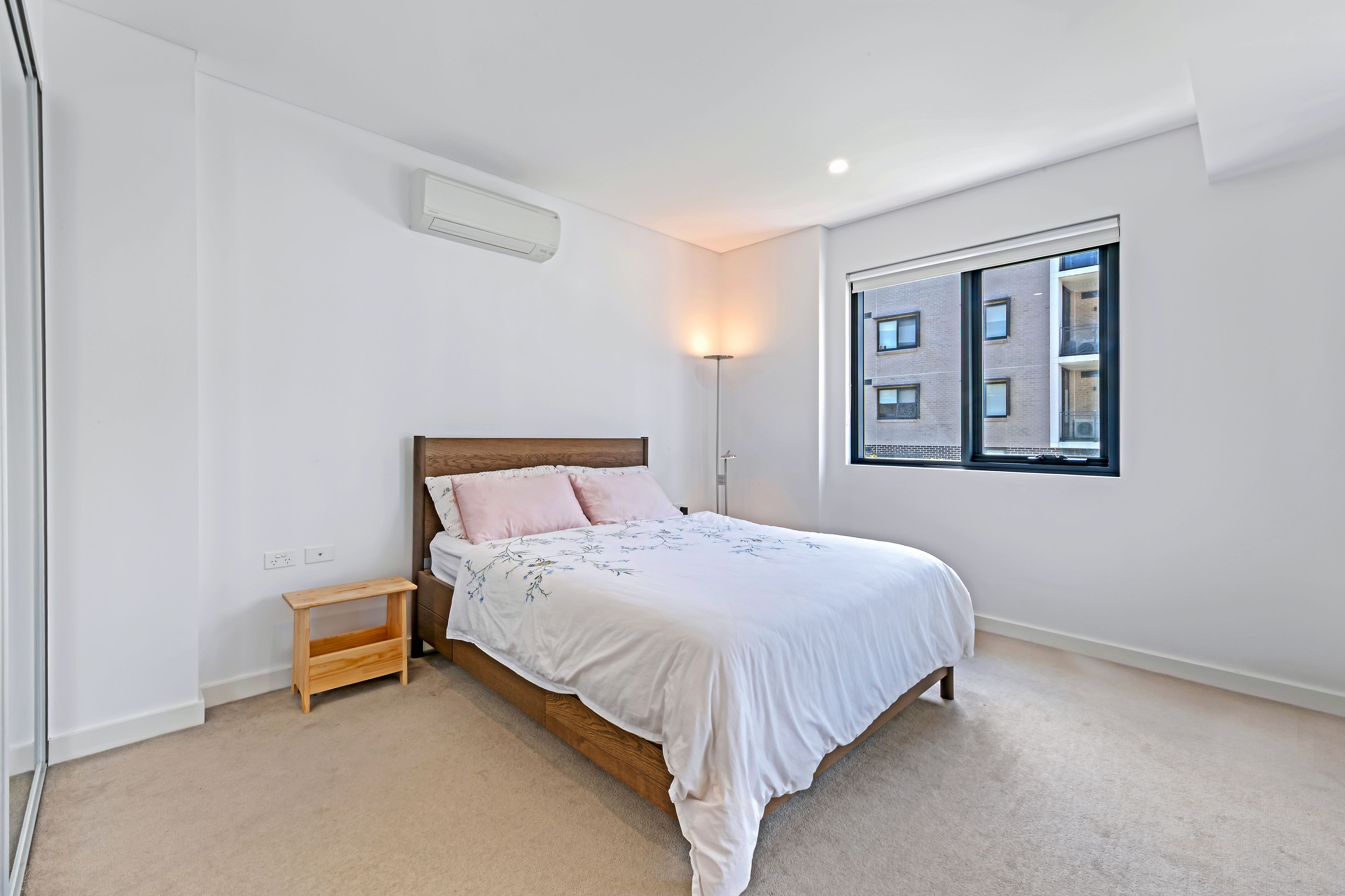 C137/2 Gerbera Place — photo 7 of 10