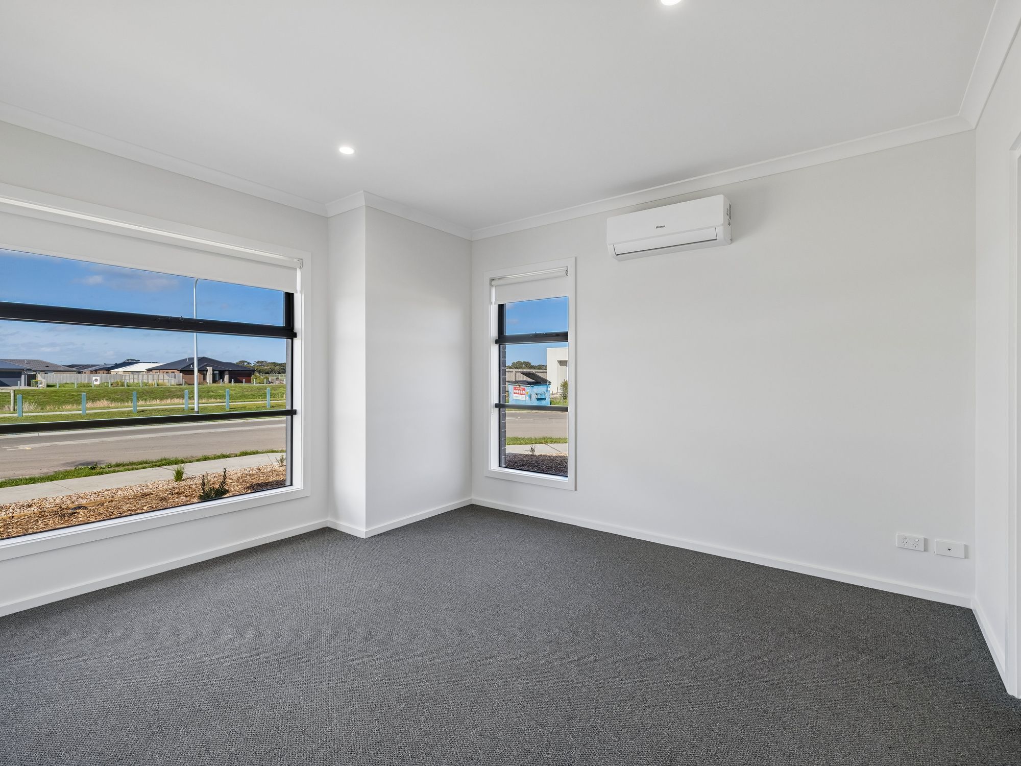 2 Avocet Road — photo 6 of 15