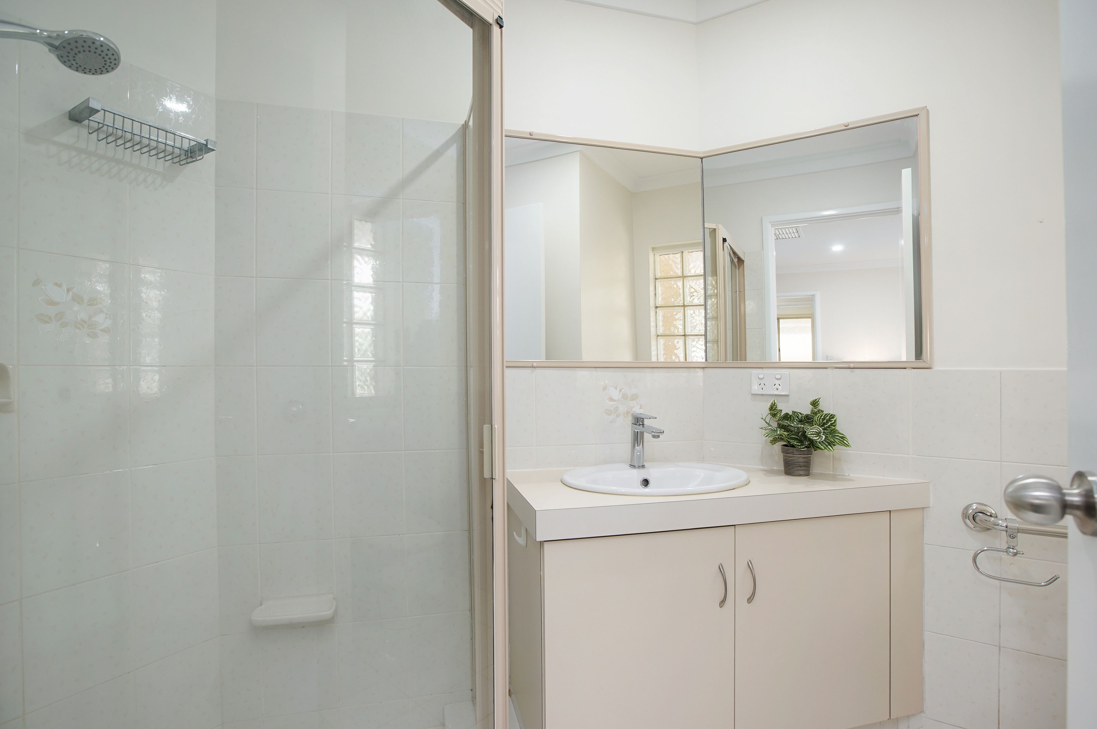 9B Le Souef Drive — photo 21 of 30