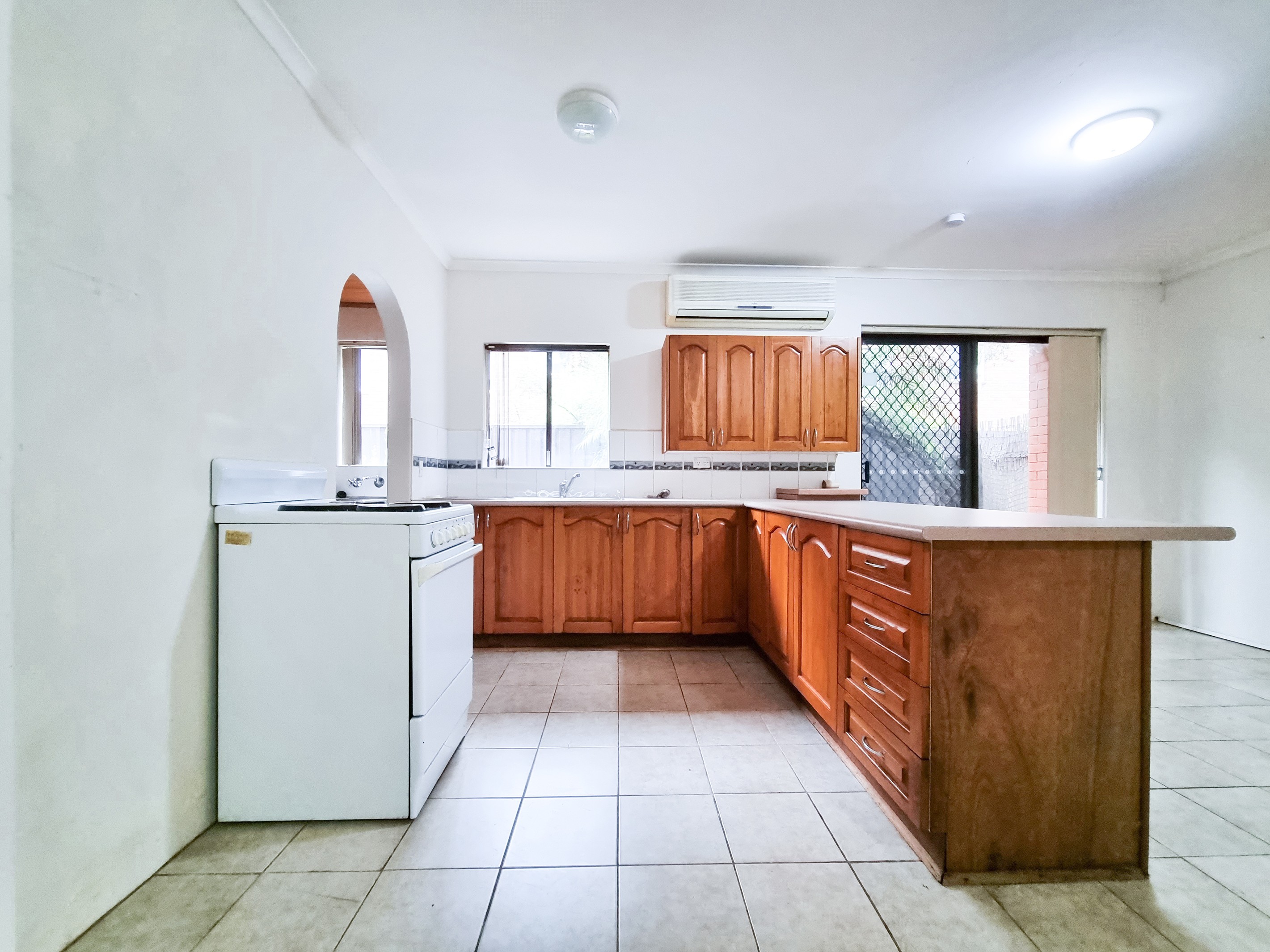 1/8 Dent Street, Jamisontown, NSW 2750