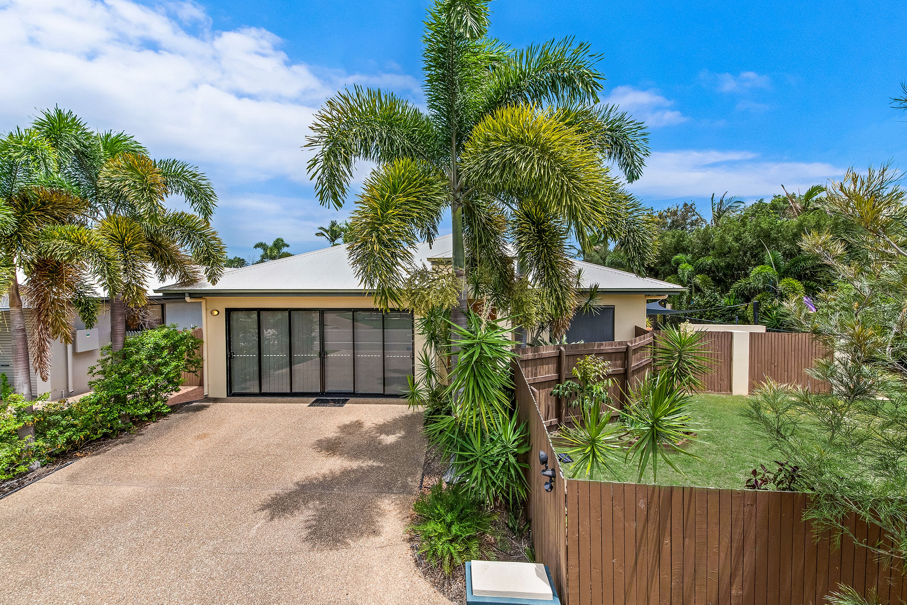 102 Greenwood Drive, Kirwan, QLD 4817