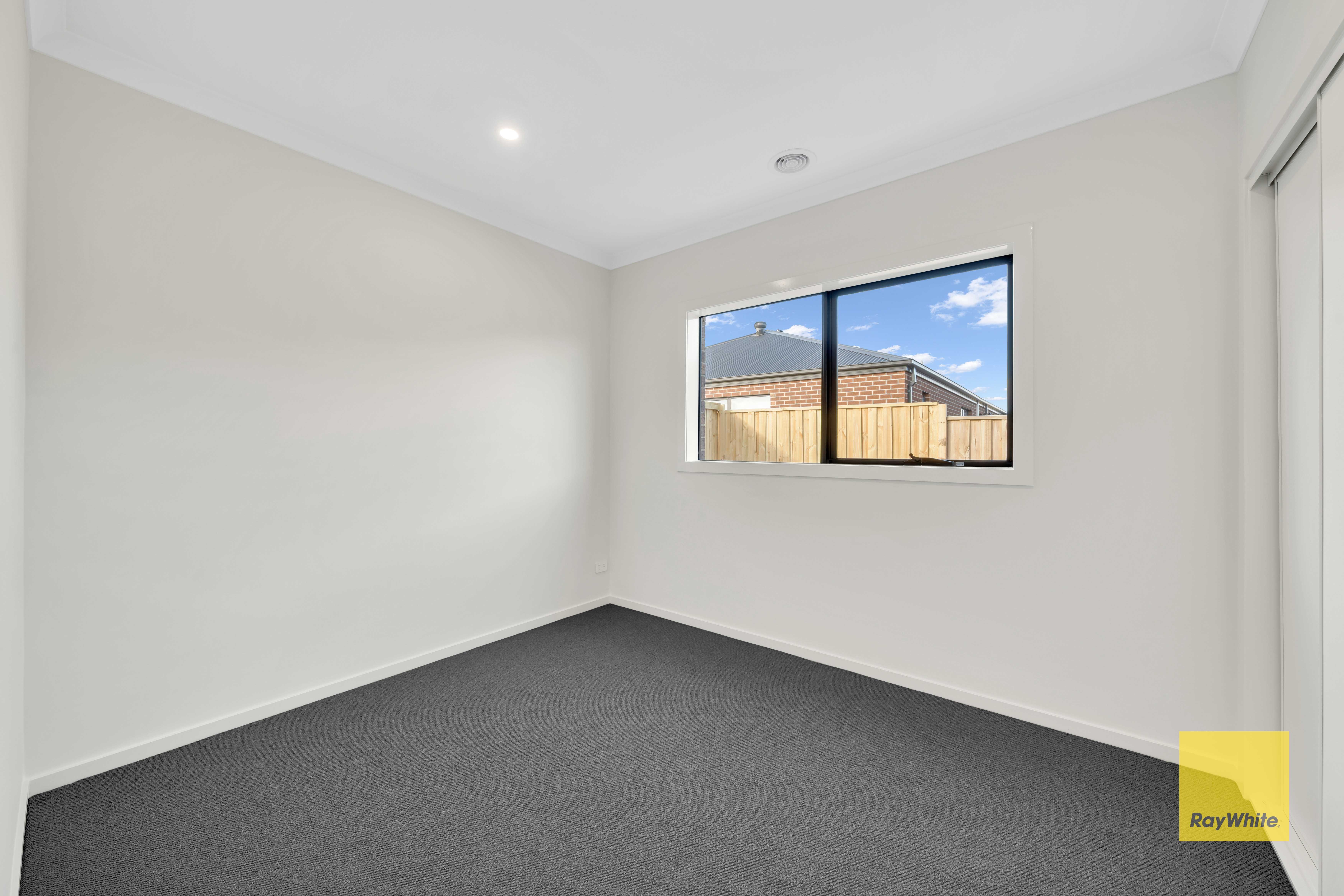 30 Fieldia Road — photo 9 of 10
