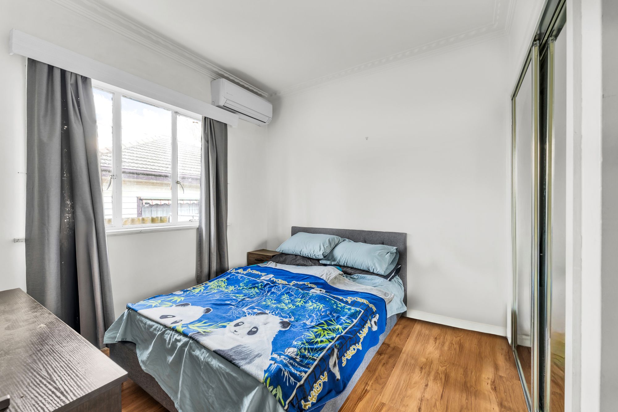 647 Geelong Road — photo 10 of 19
