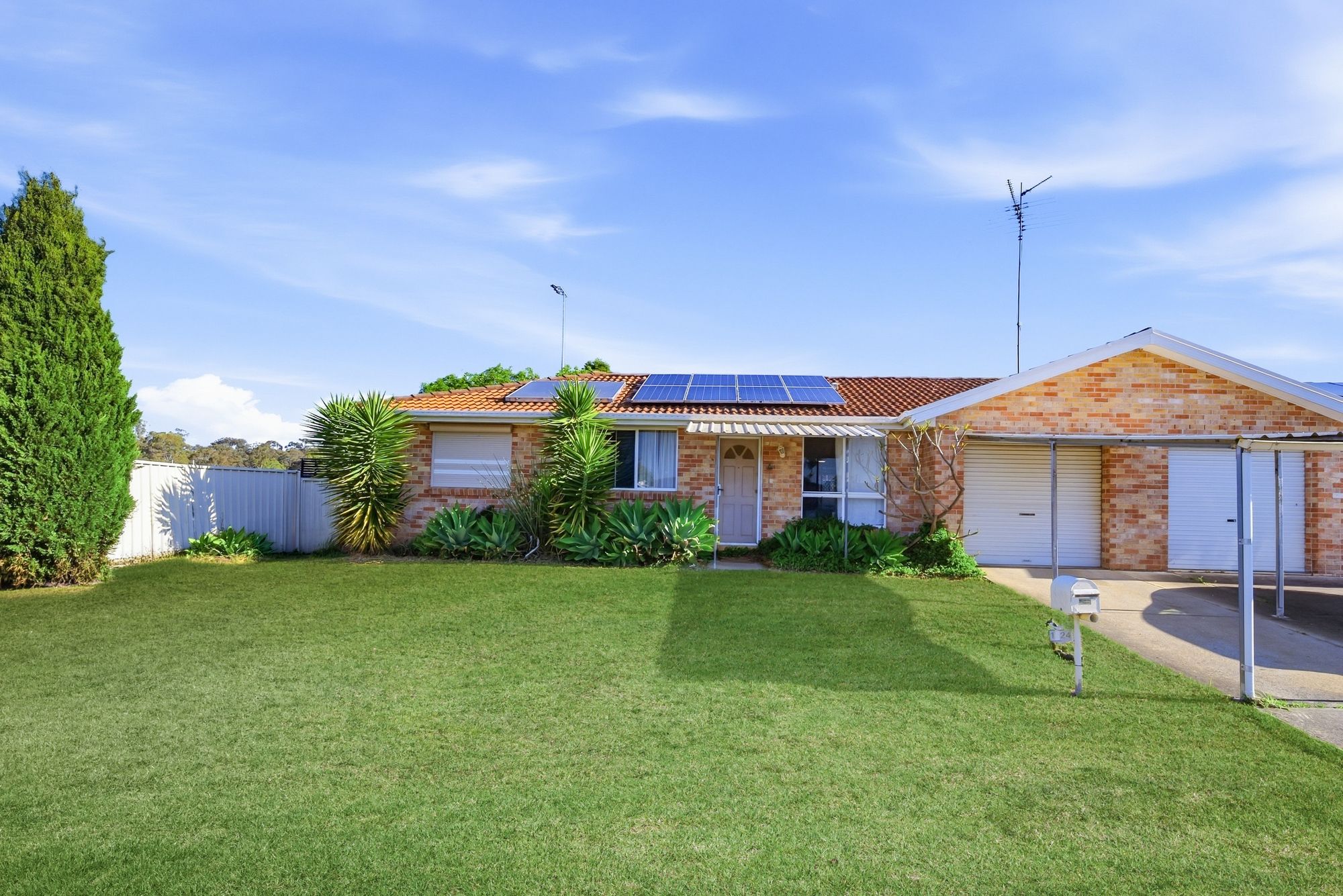 1/24 Oswald Crescent — photo from Ray White Macarthur Group
