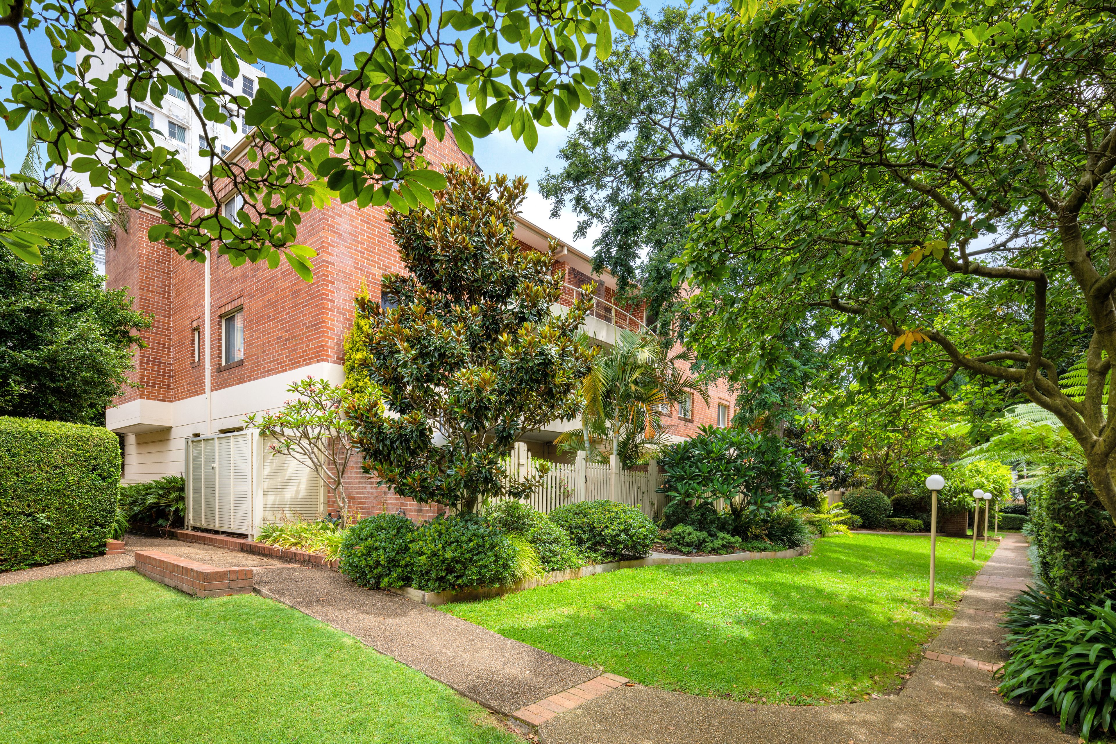 30/22 Ridge Street, North Sydney, NSW 2060