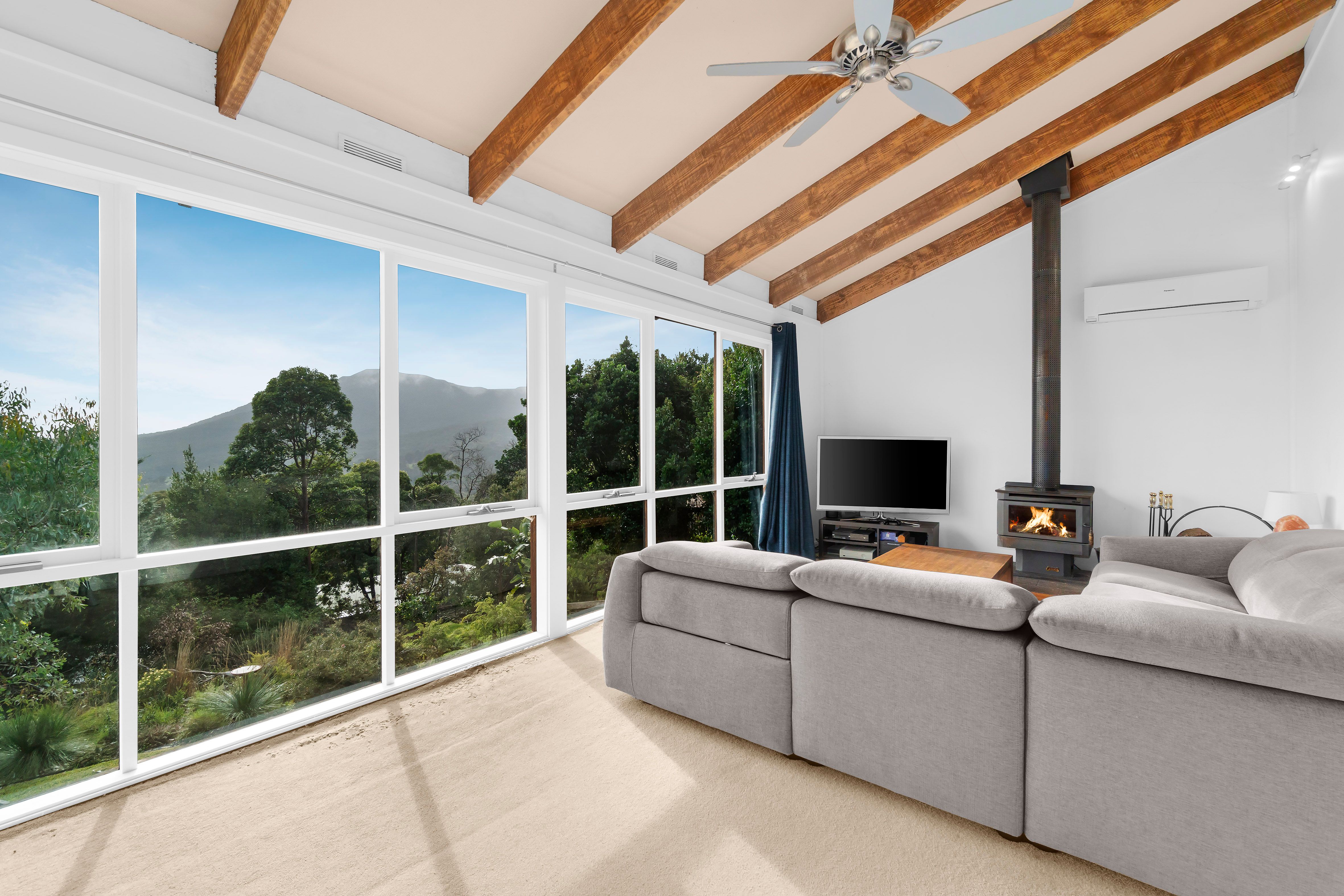 19 Government Road, The Basin, VIC 3154