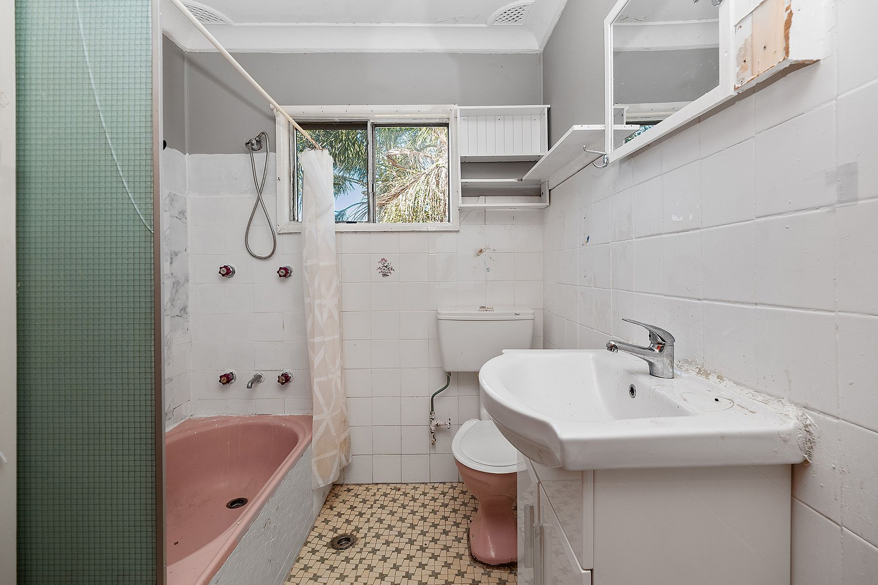 2 Bondi Road — photo 13 of 19