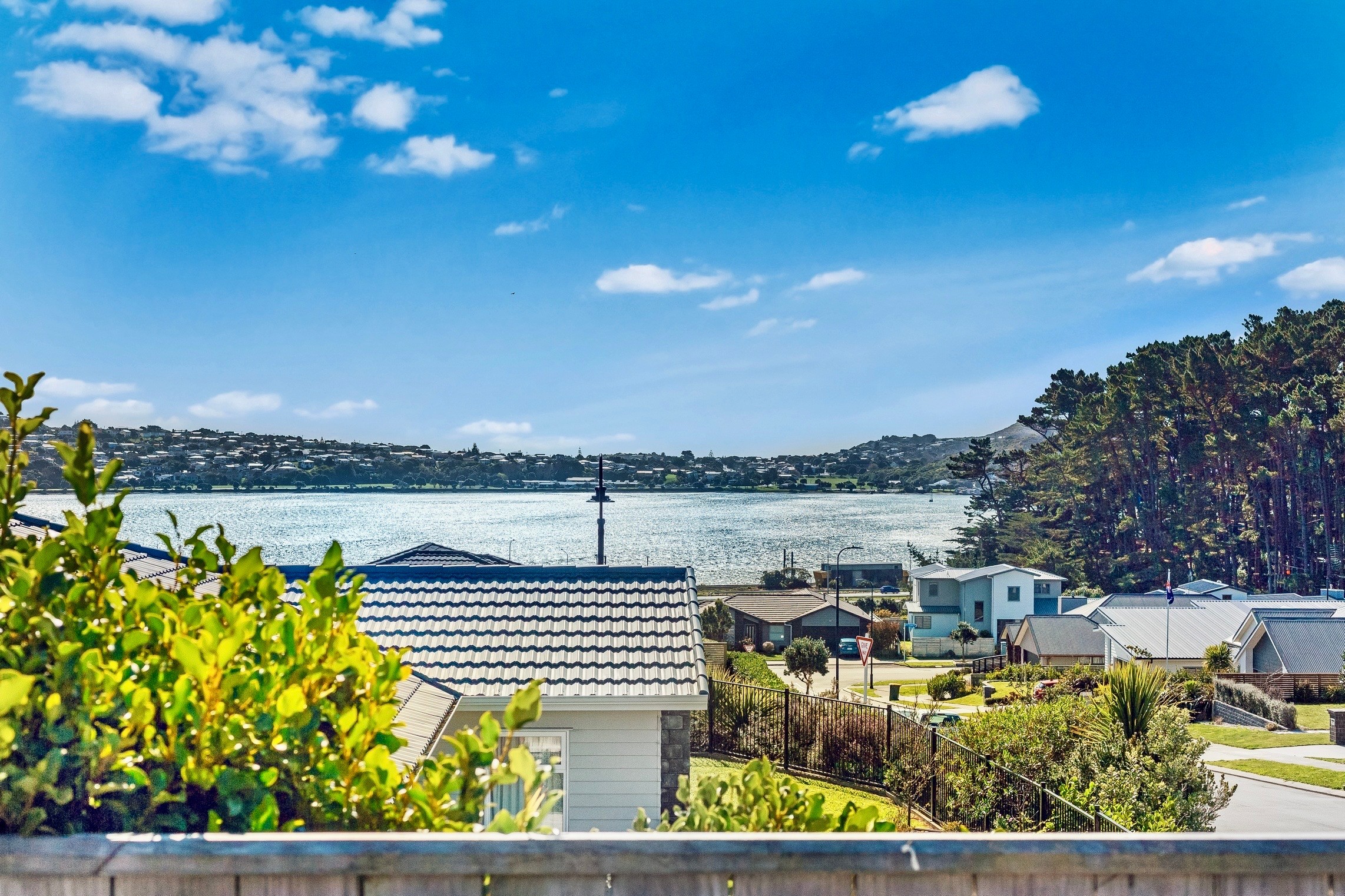 16 Ken Douglas Drive, Aotea, Porirua City