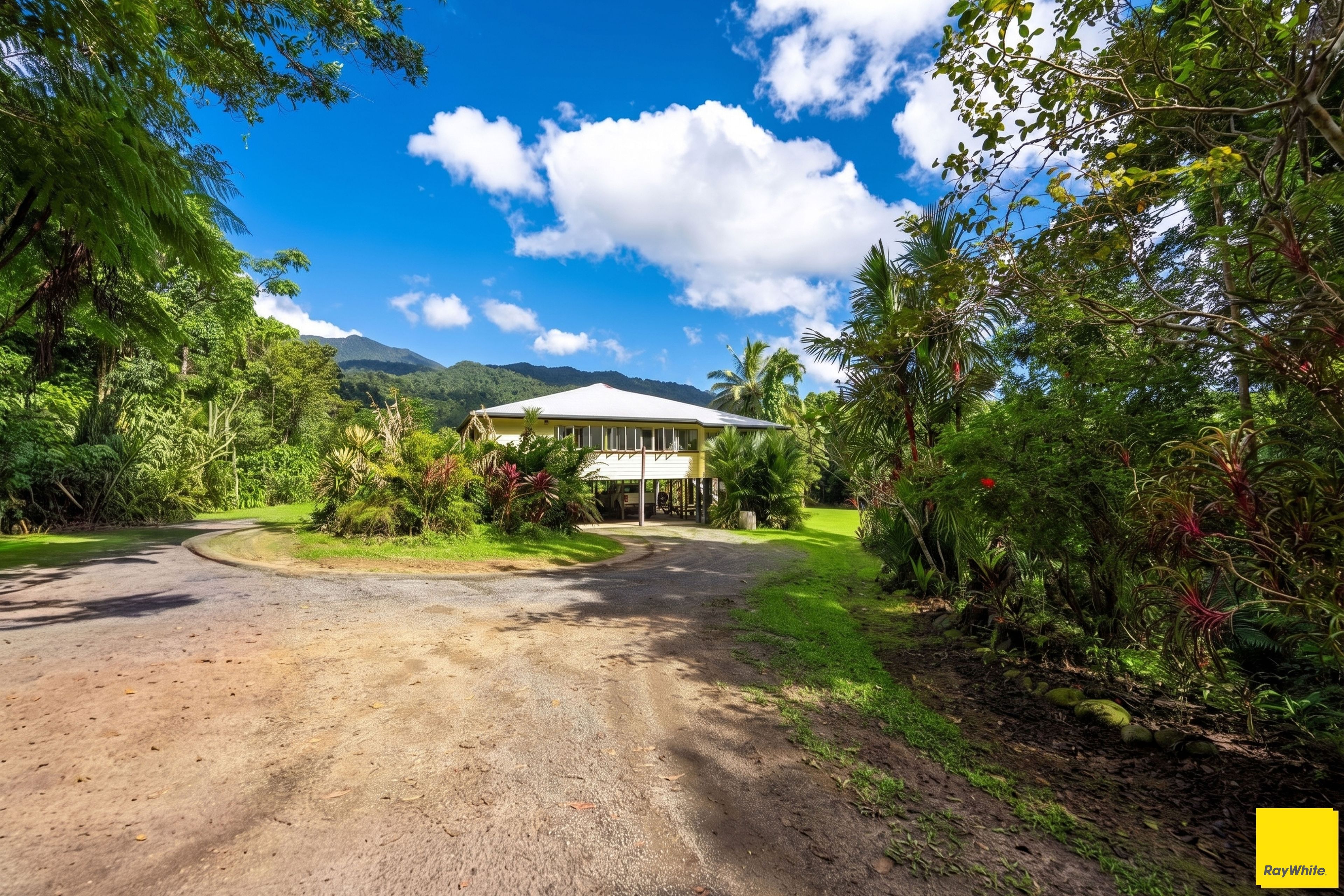 385 Stager Road — photo from Ray White Cairns