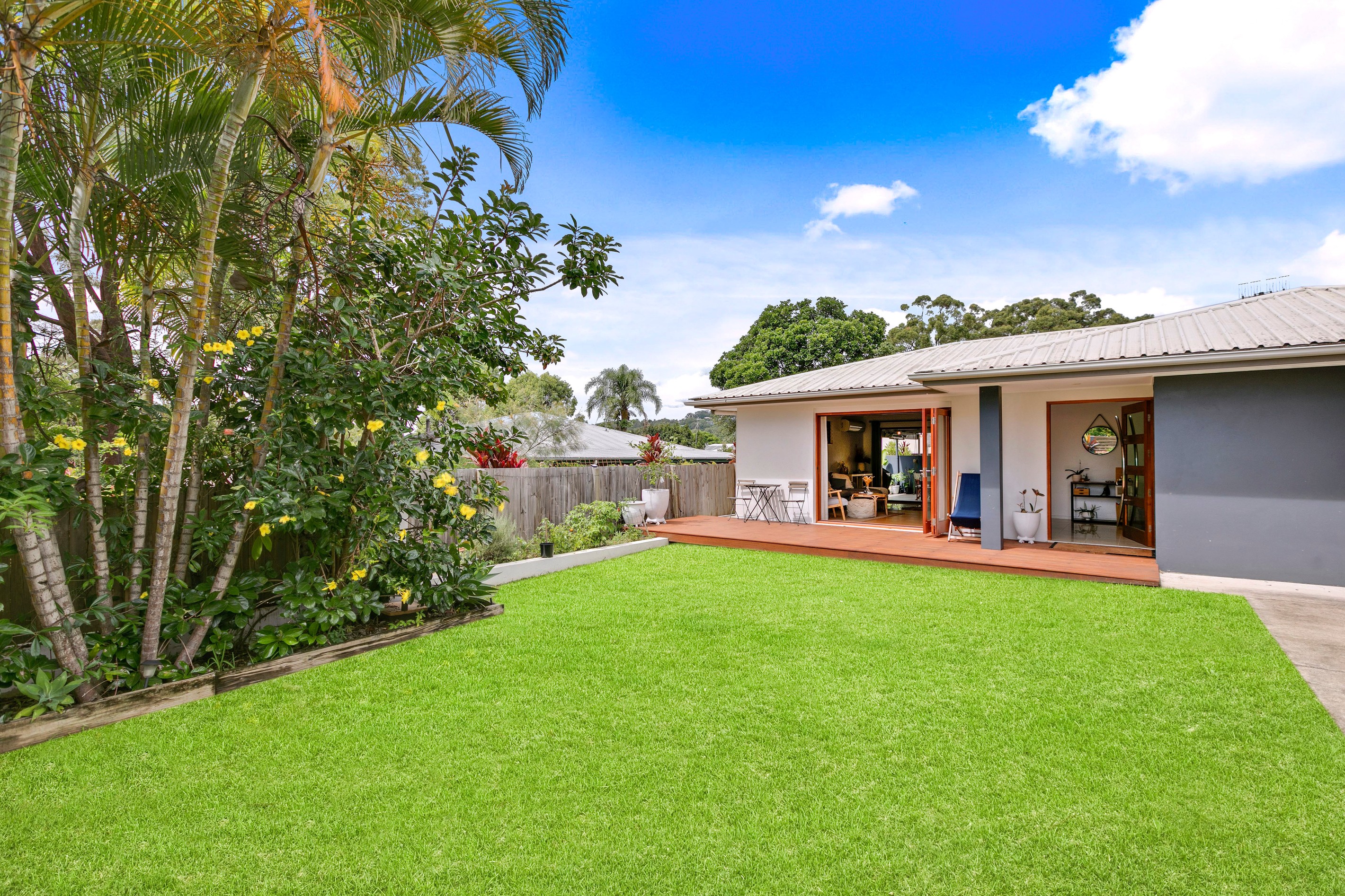 1/4 Ghost Gum Avenue, Kuluin, QLD 4558