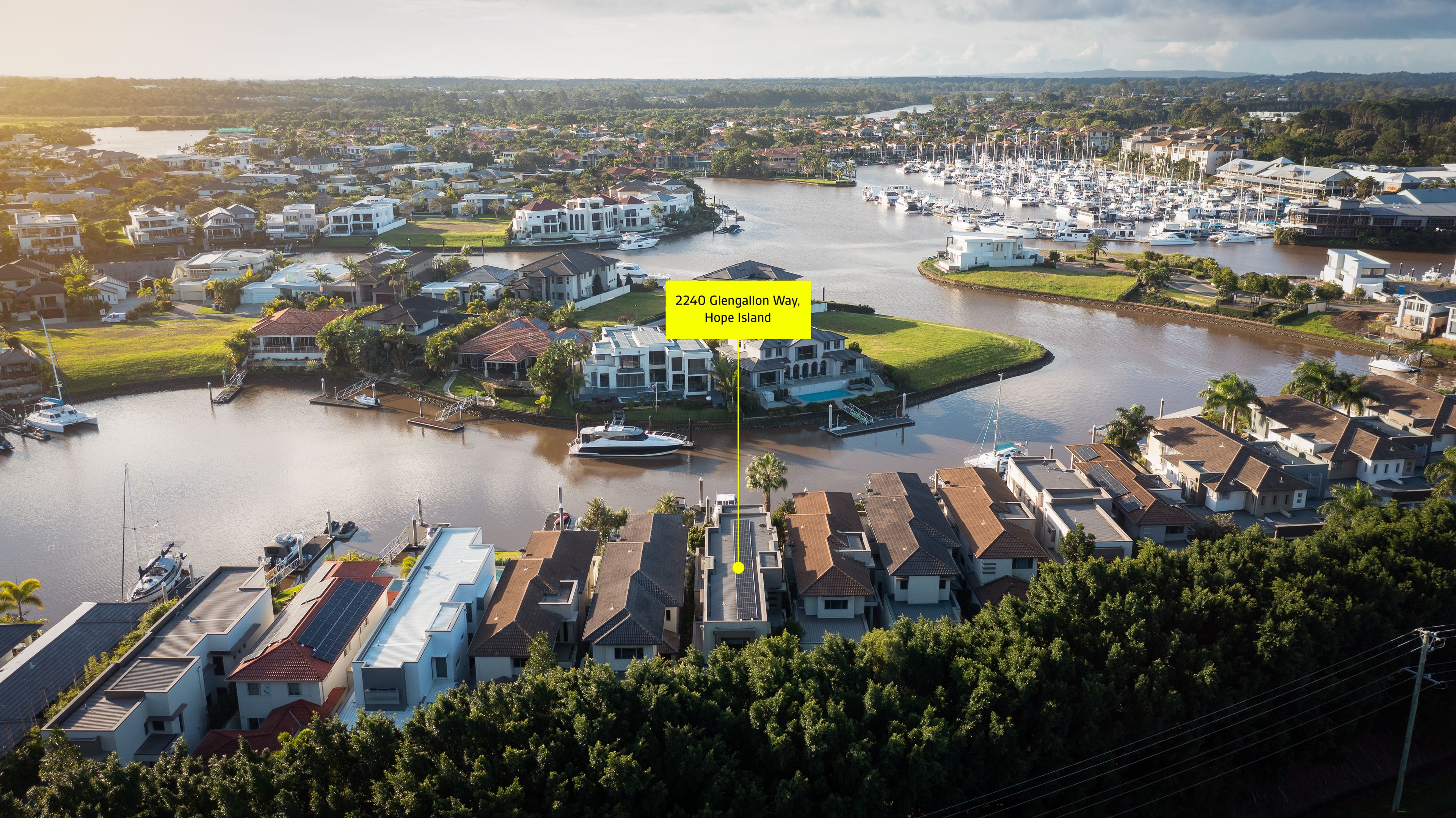 2240 Glengallon Way, Hope Island QLD 4212