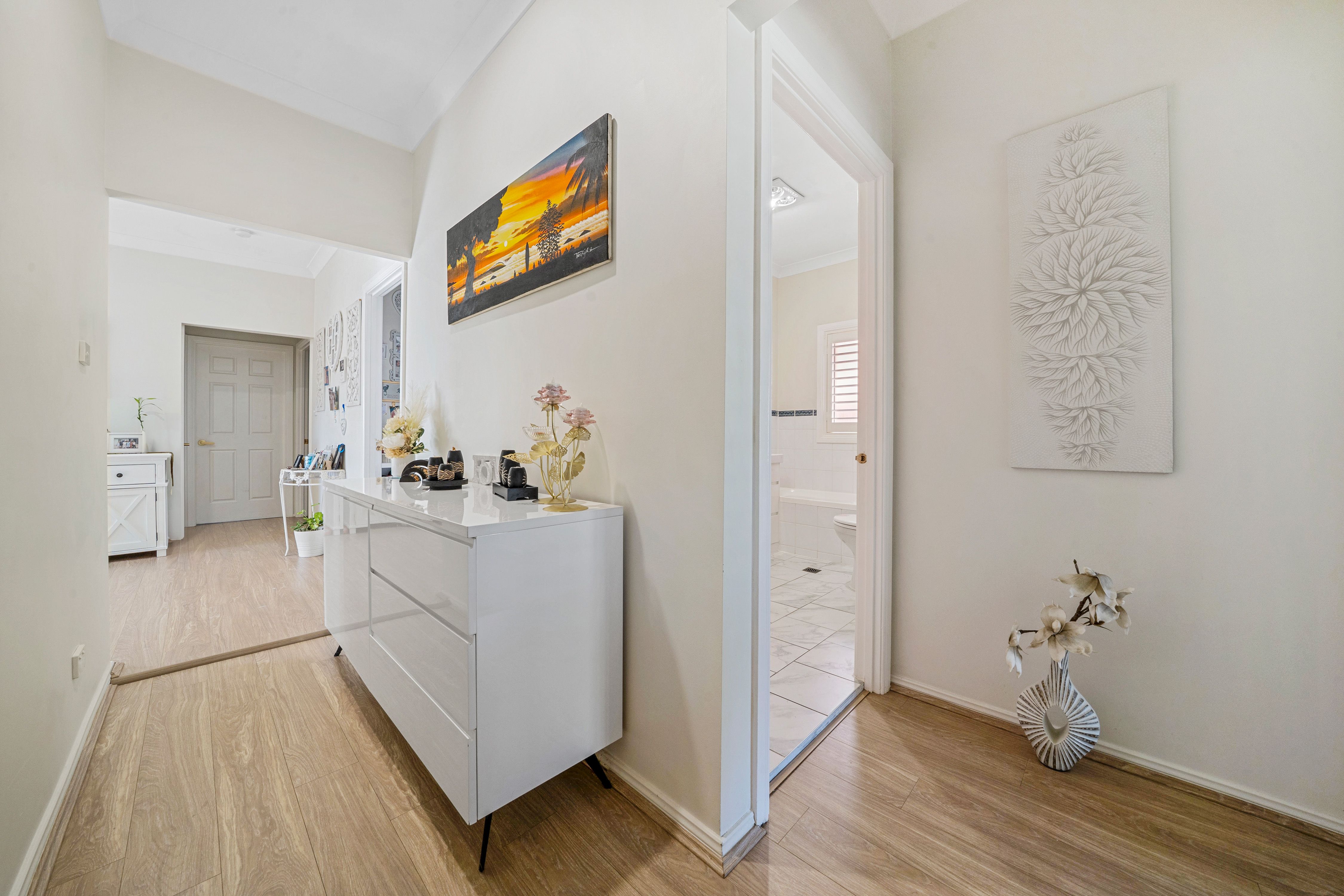 36 College Street — photo 6 of 18