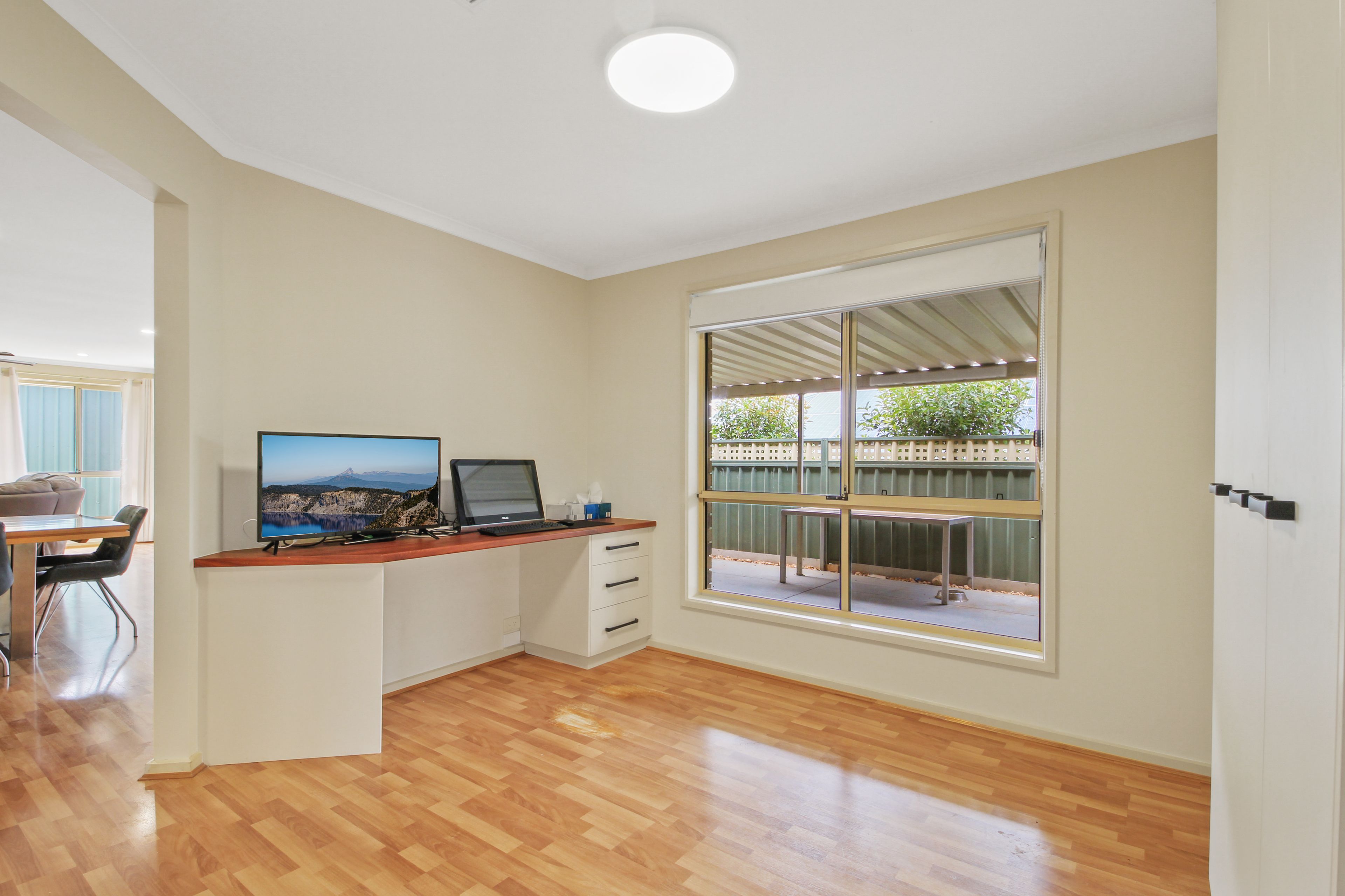 5 Eckermann Close — photo 10 of 25