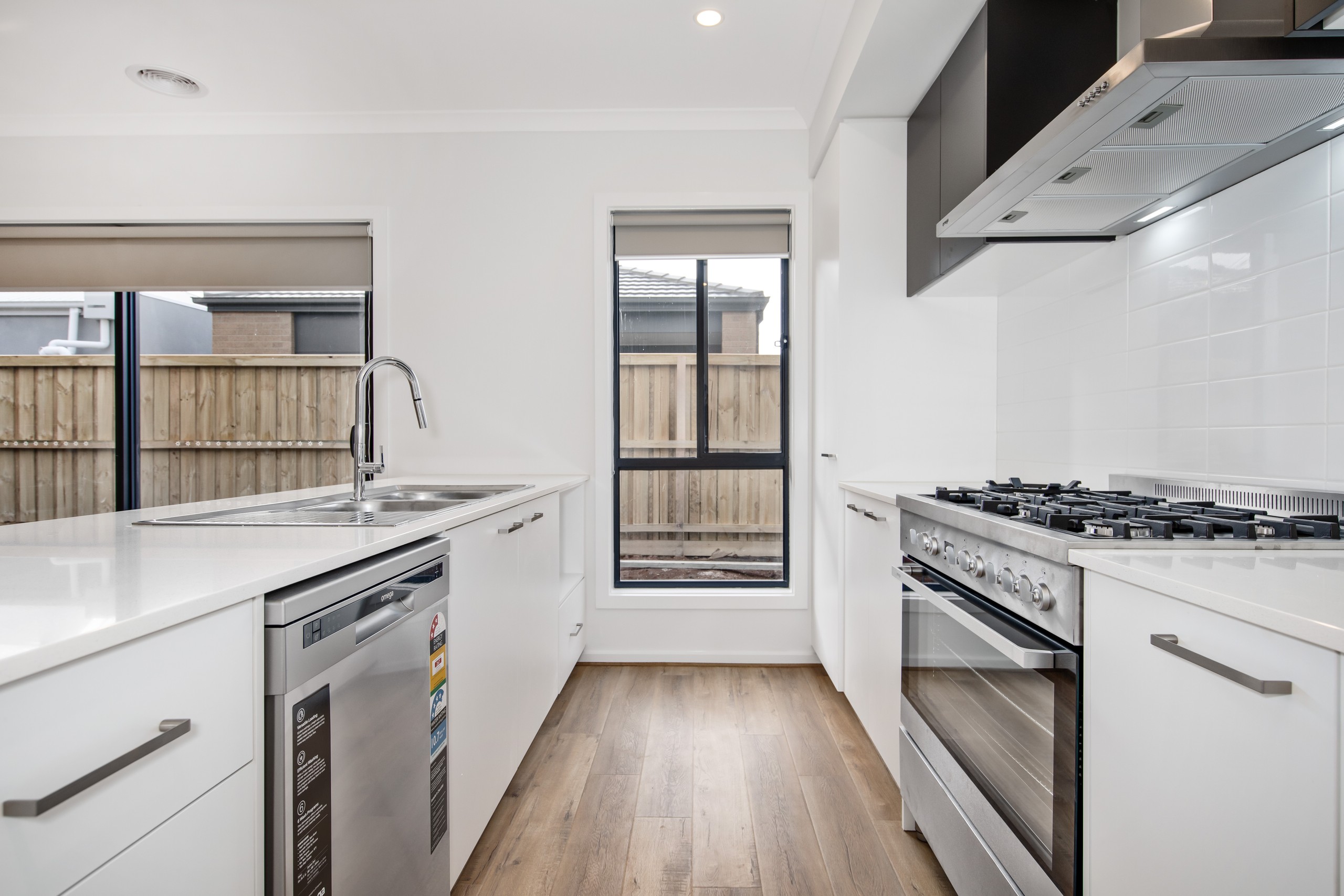 42 Anghor Drive, FRASER RISE, VIC 3336