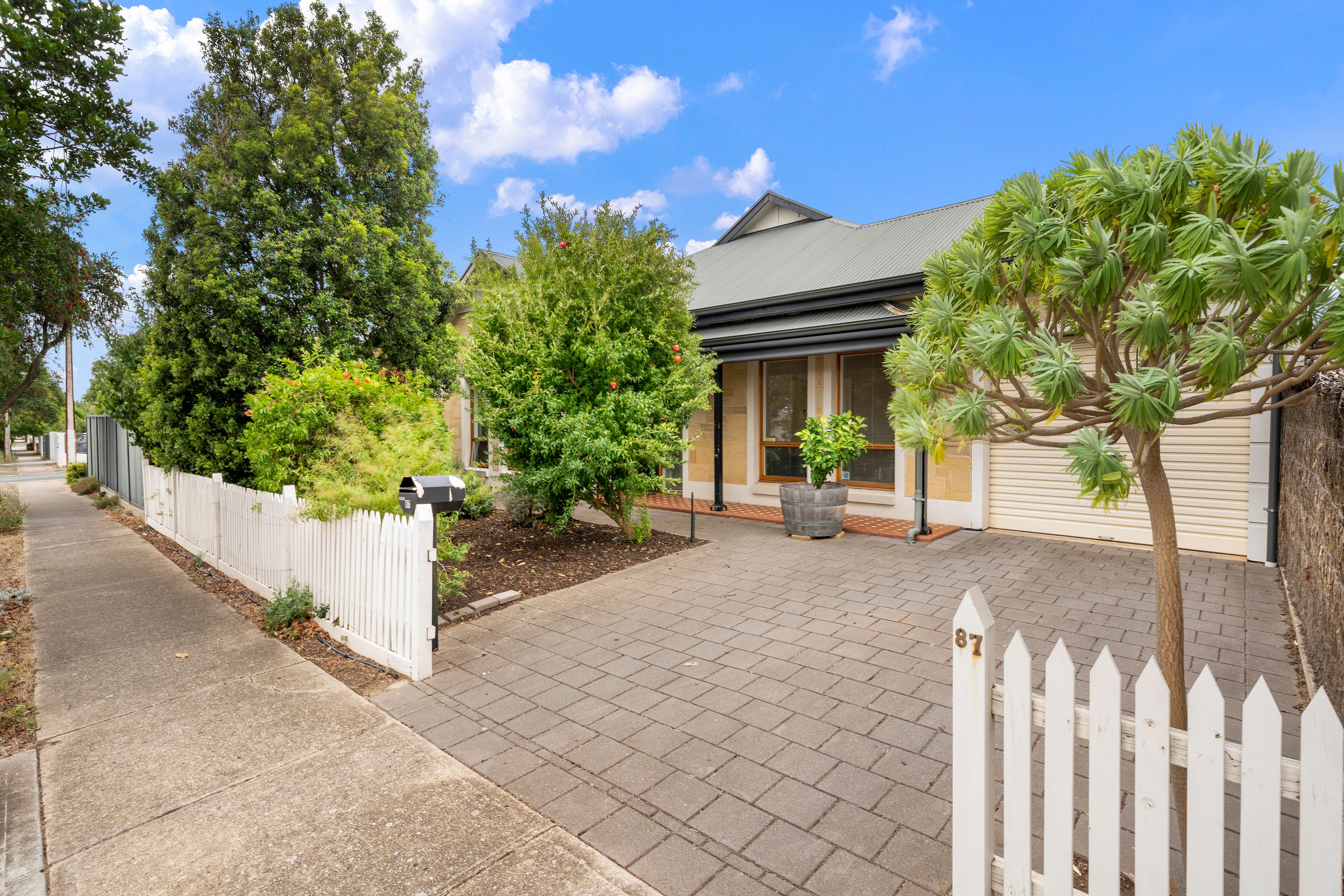 87 Barnes Road, Glynde, SA 5070 Sold House Ray White Norwood