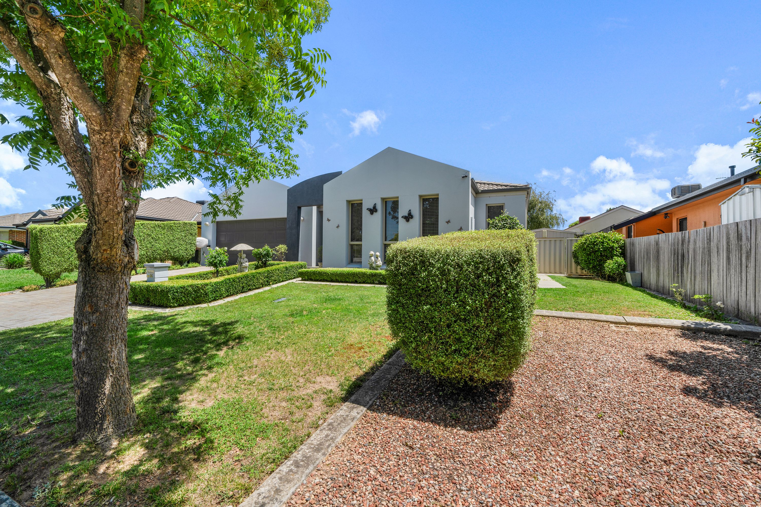 16 Shrivell Circuit, Dunlop, ACT 2615