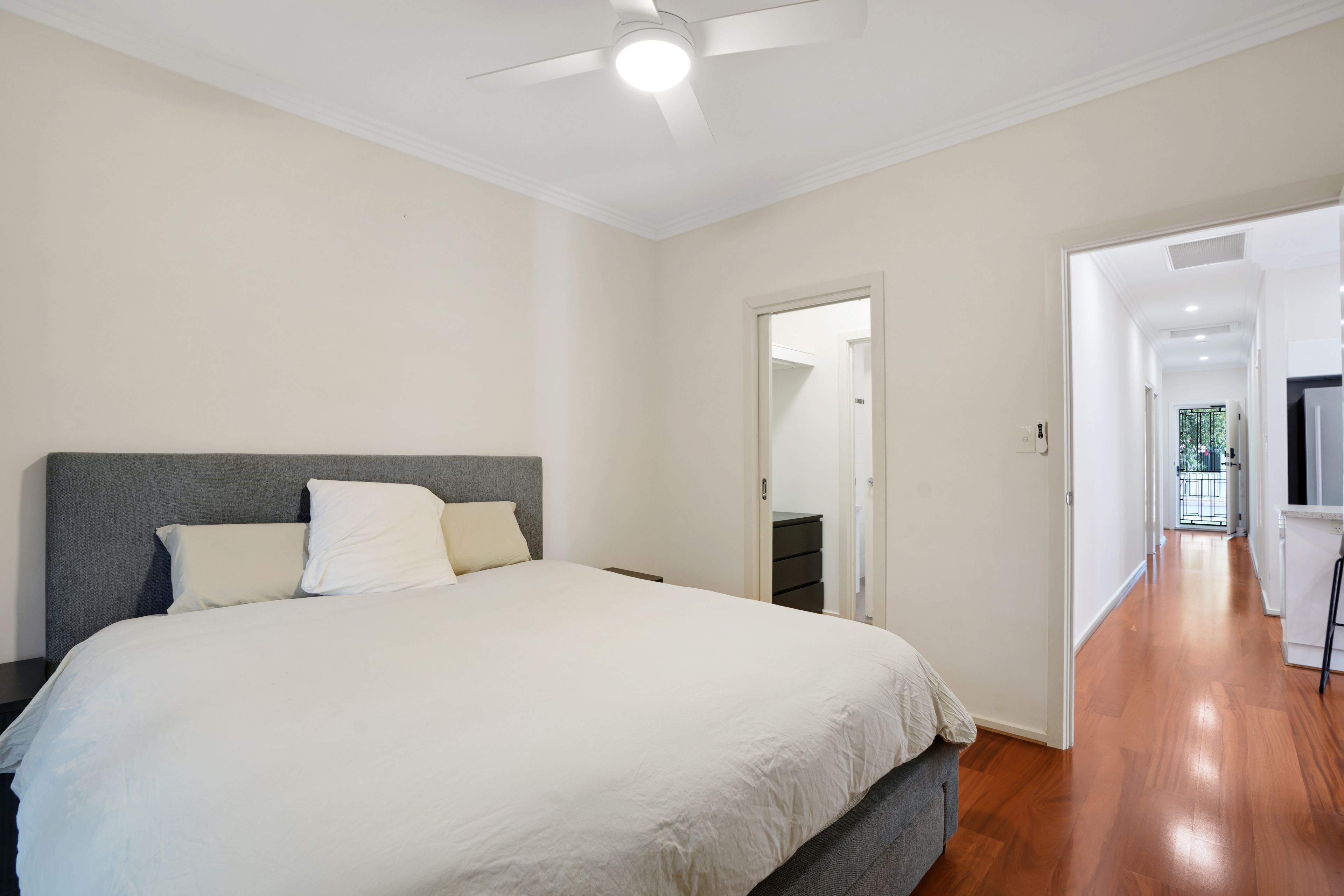 3 Cowra Crescent — photo 14 of 26