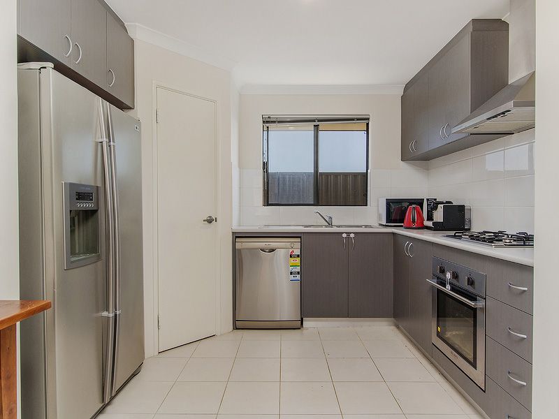 2 Galahad Lane — photo 3 of 14