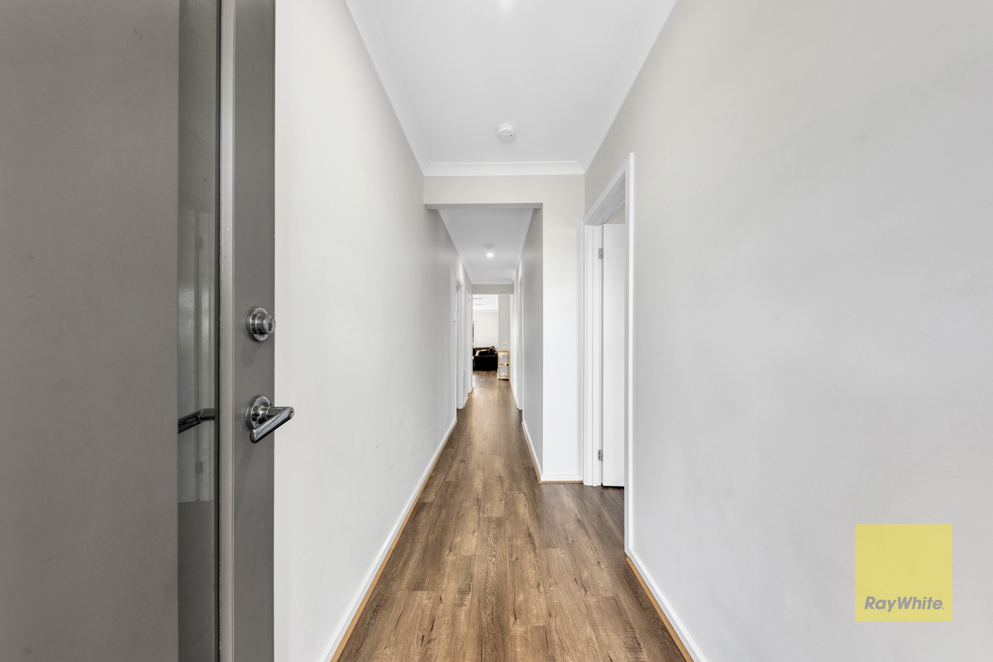 18 Adelong Boulevard, COBBLEBANK, VIC 3338