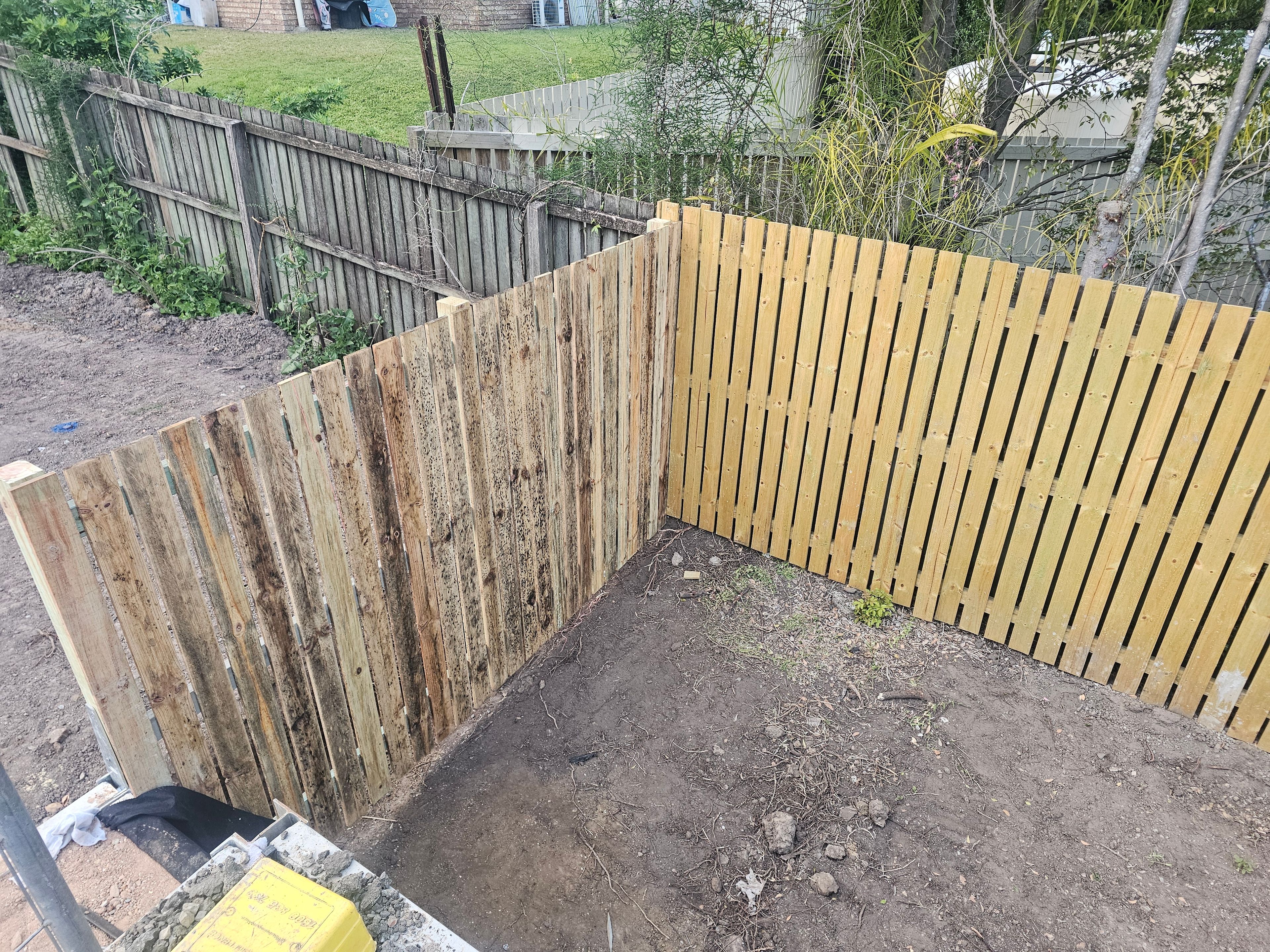 131 Evenwood Street — photo 8 of 9