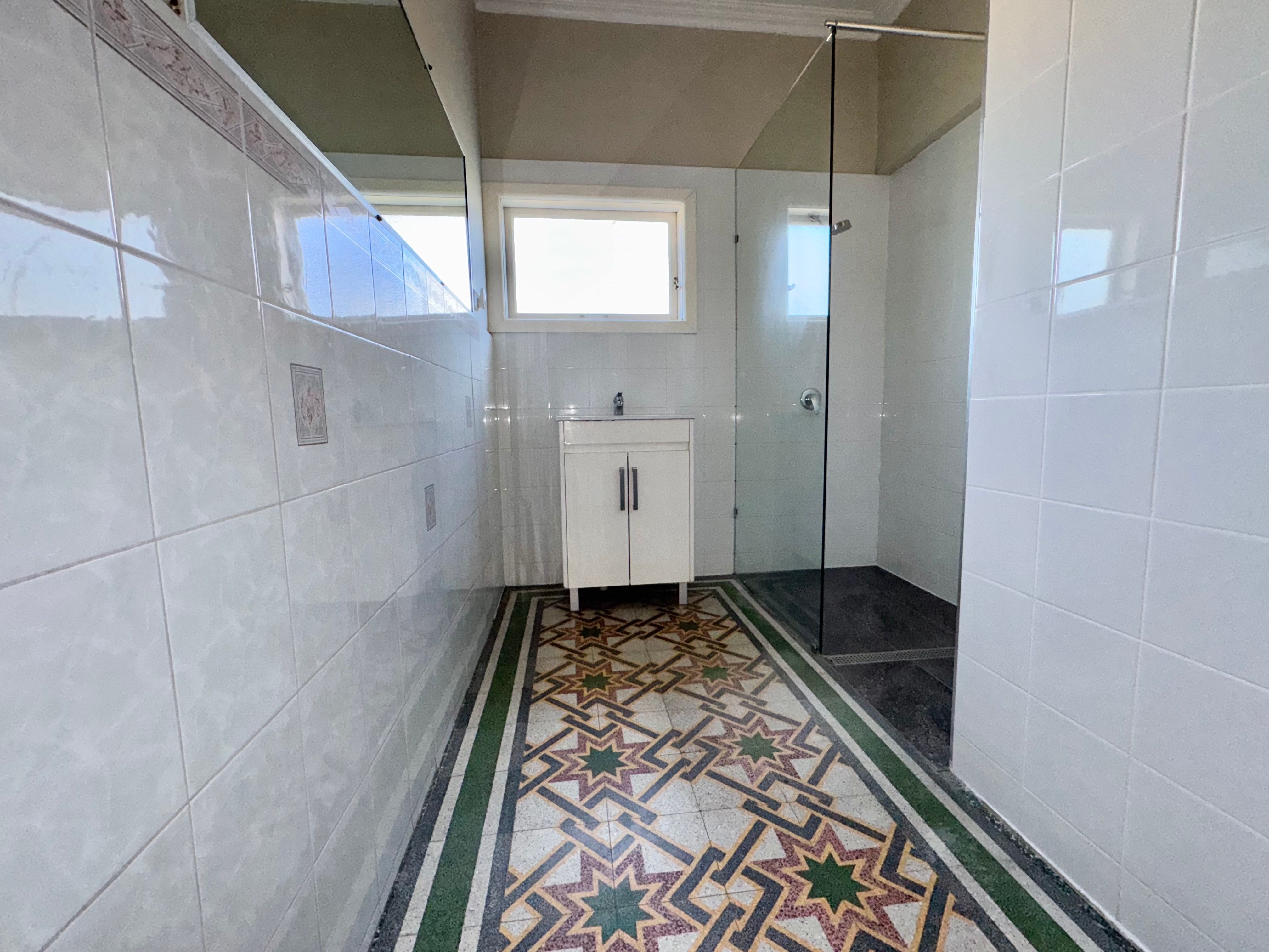 189 Old Cleveland Road — photo 21 of 25
