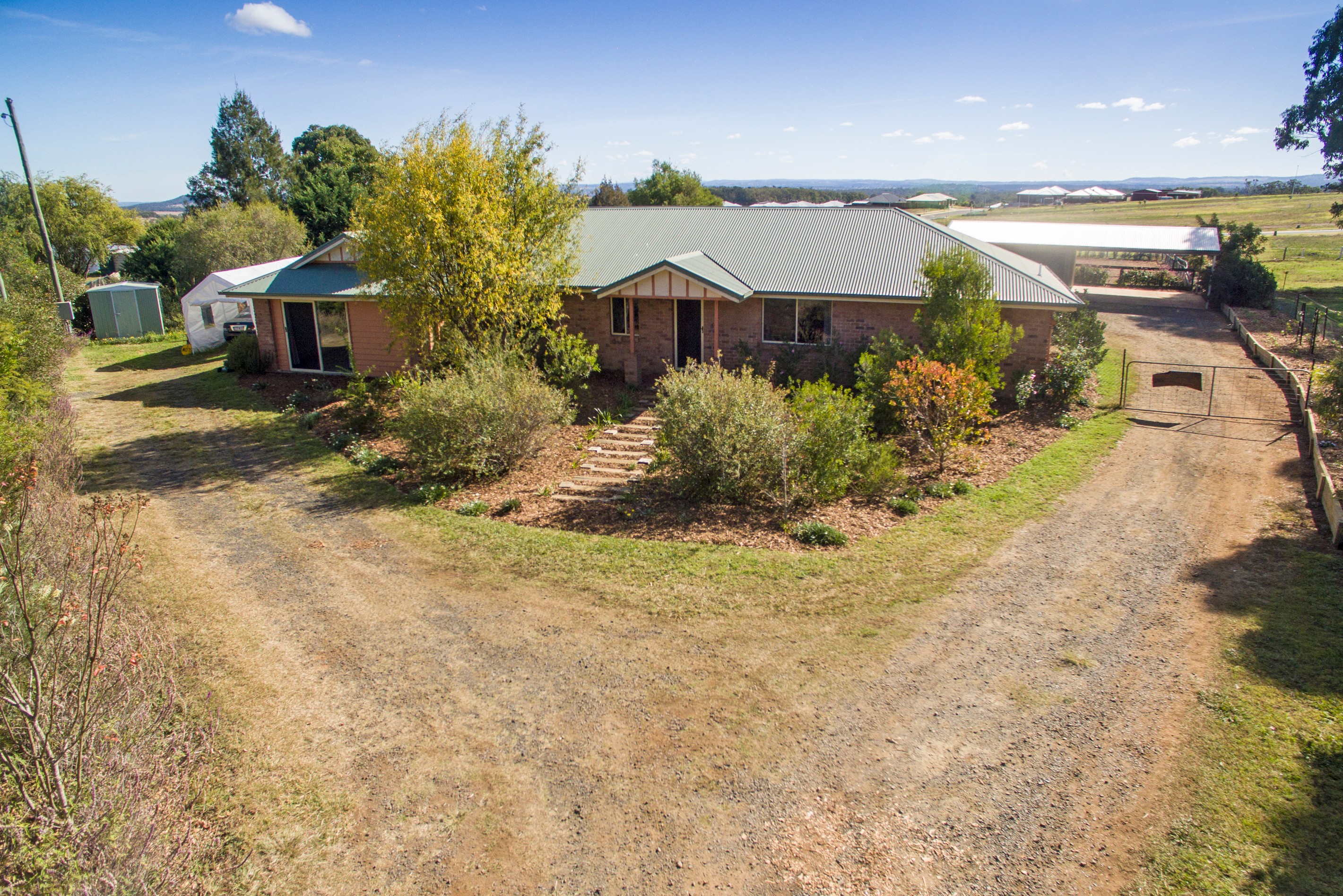'Hartwood' 18 Bowtell Drive, HIGHFIELDS, QLD 4352