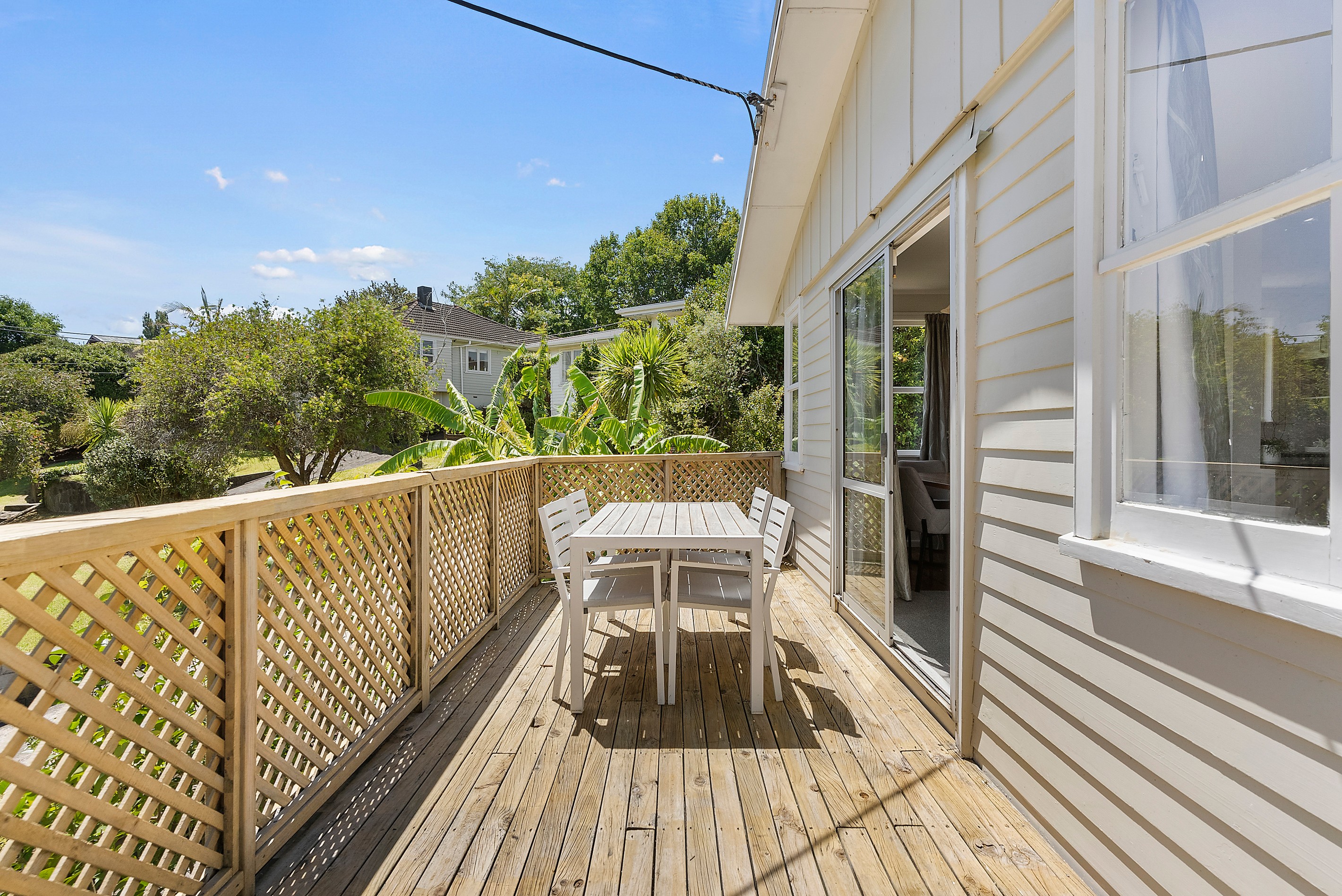 4 Webb Place, Forrest Hill, North Shore City