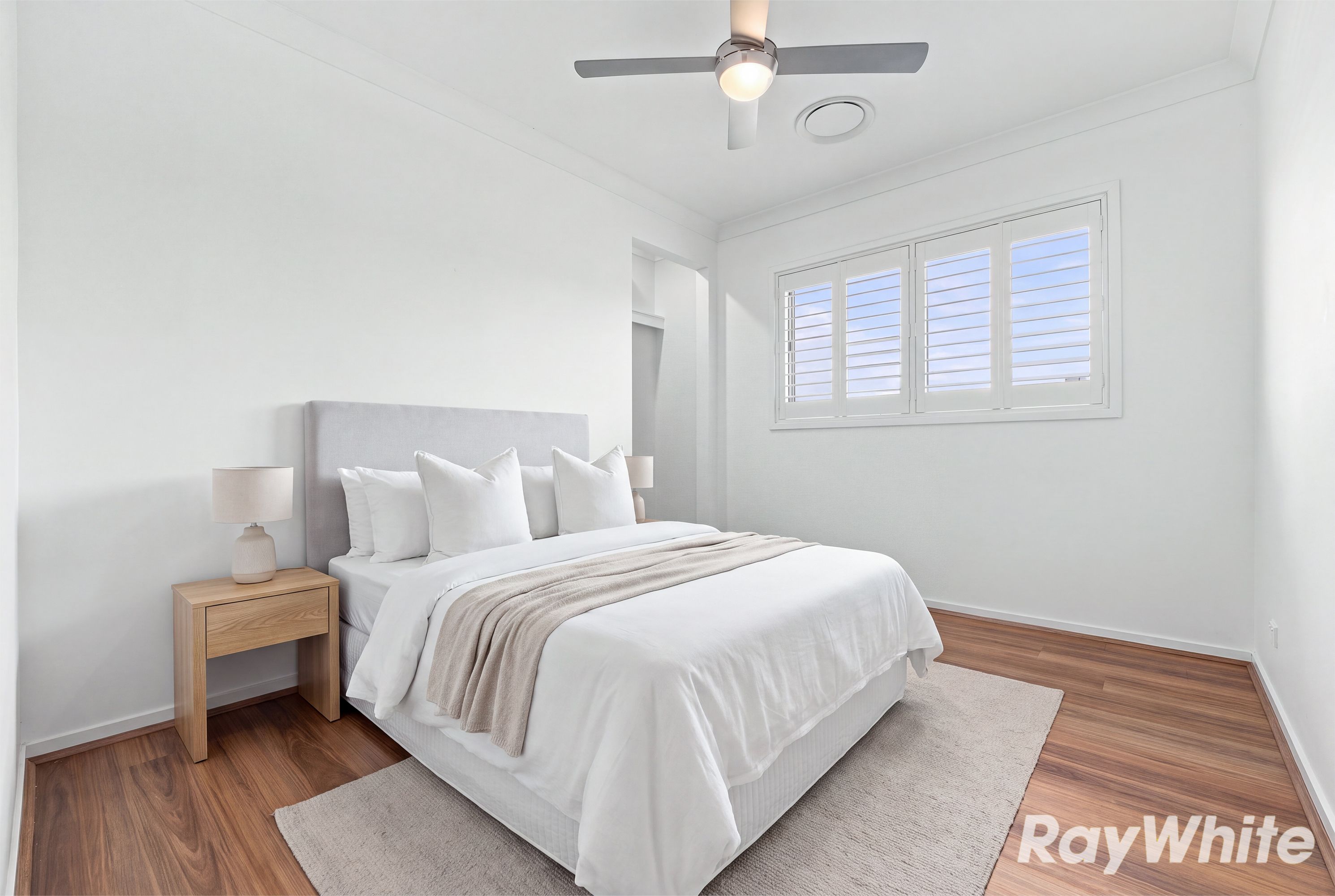 21 Larkin Street — photo 9 of 16