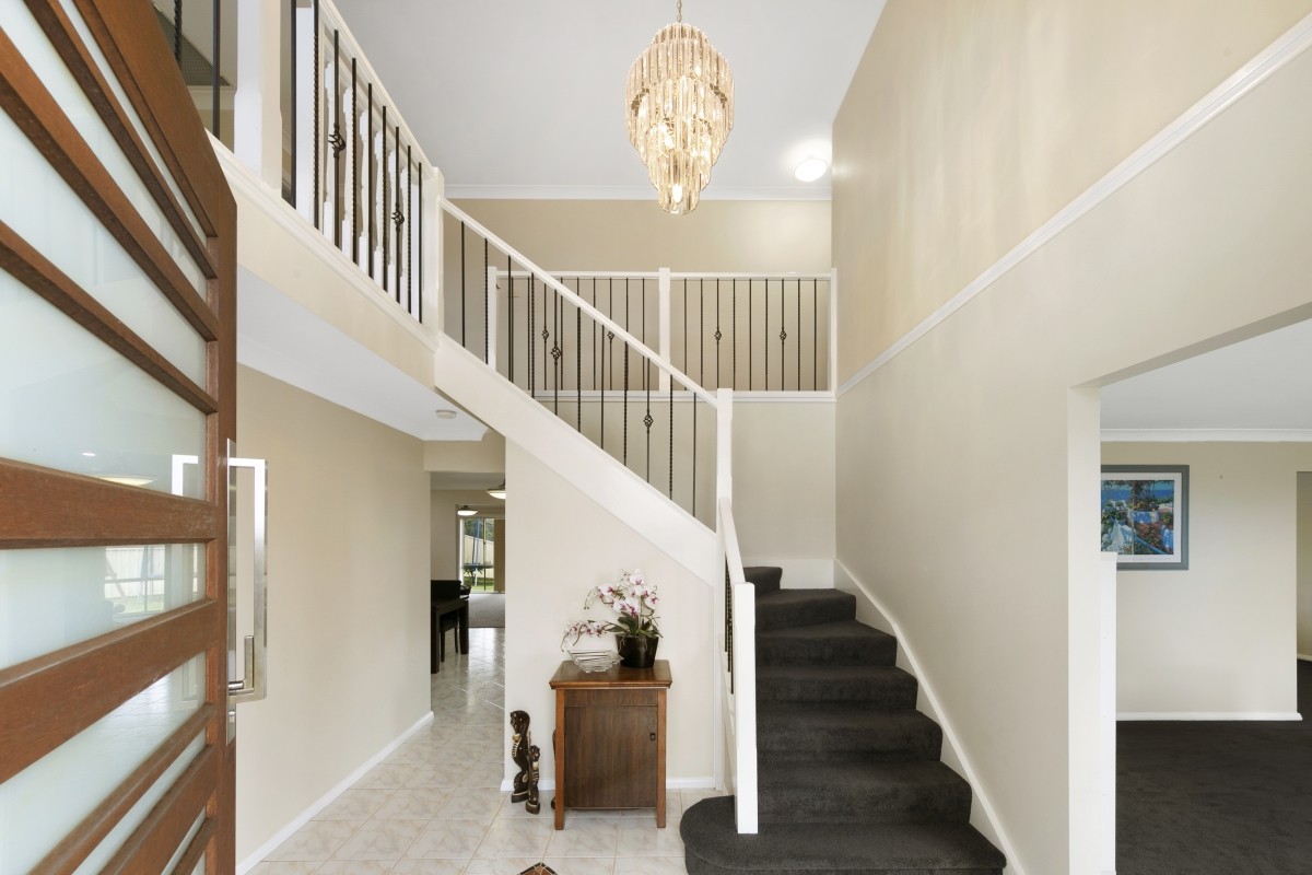 18 Barrington Crescent, Maryland, NSW 2287
