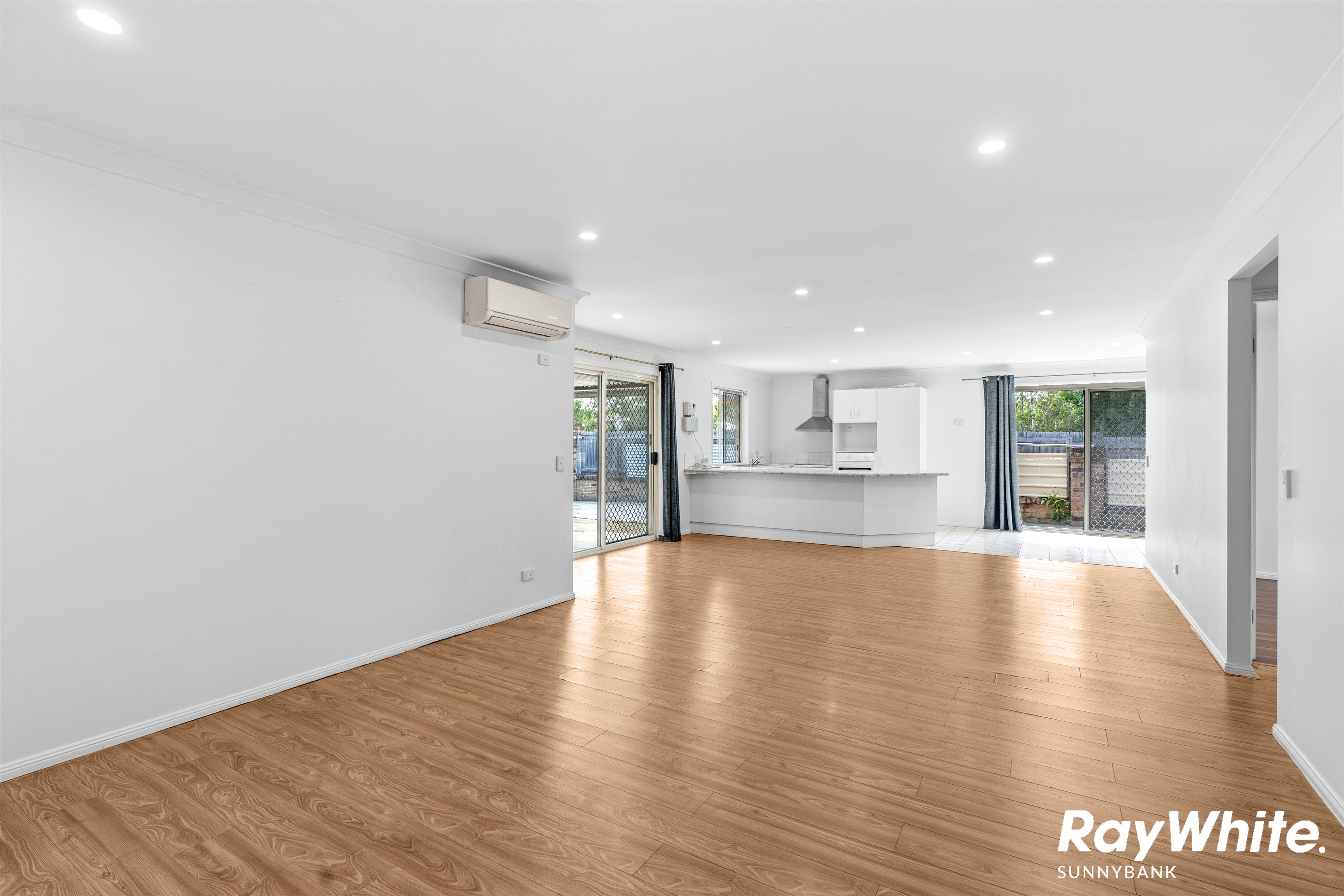 10 Tuberose Place, Calamvale, QLD 4116